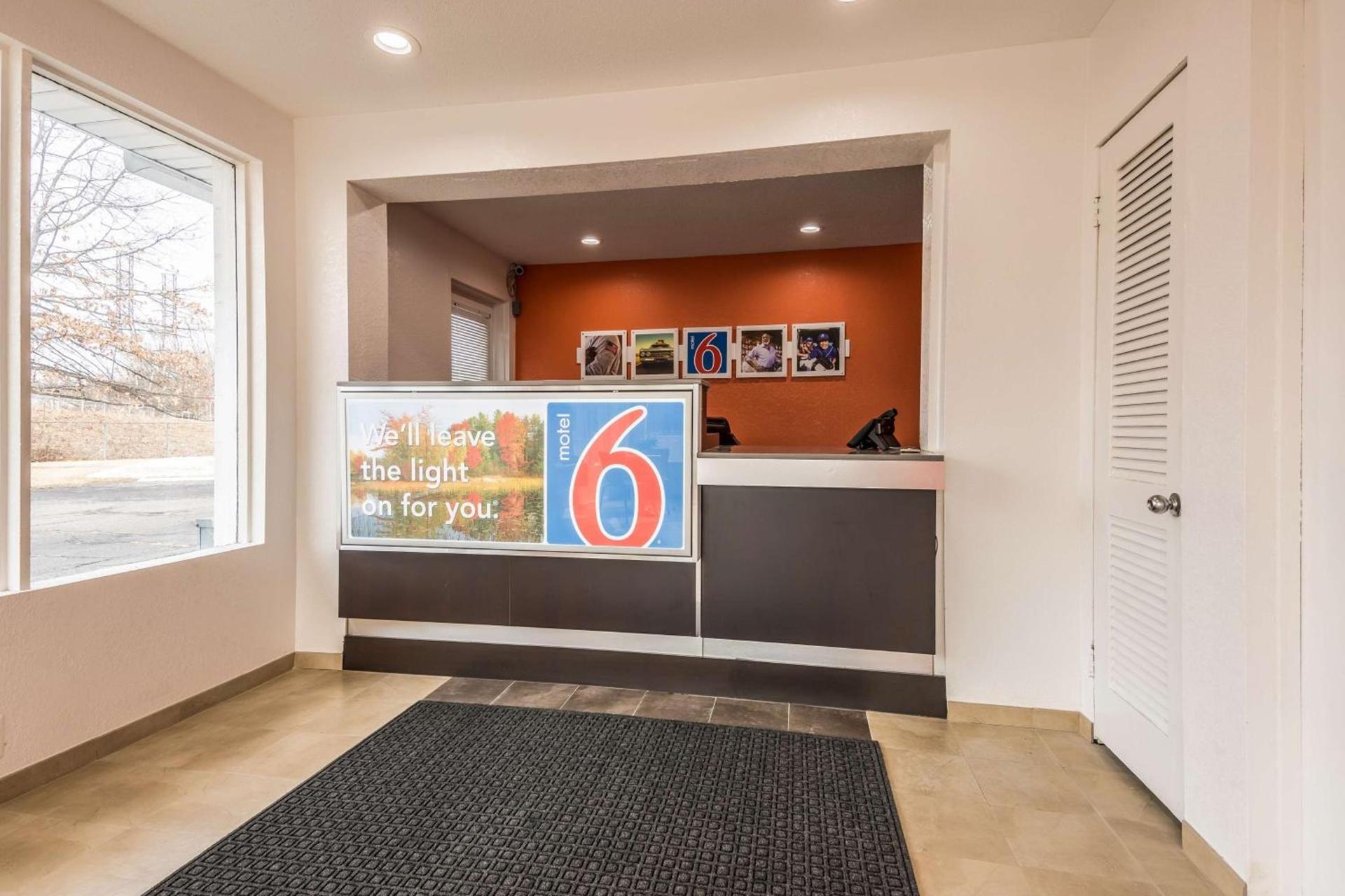 Motel 6-Schenectady, NY photo 27