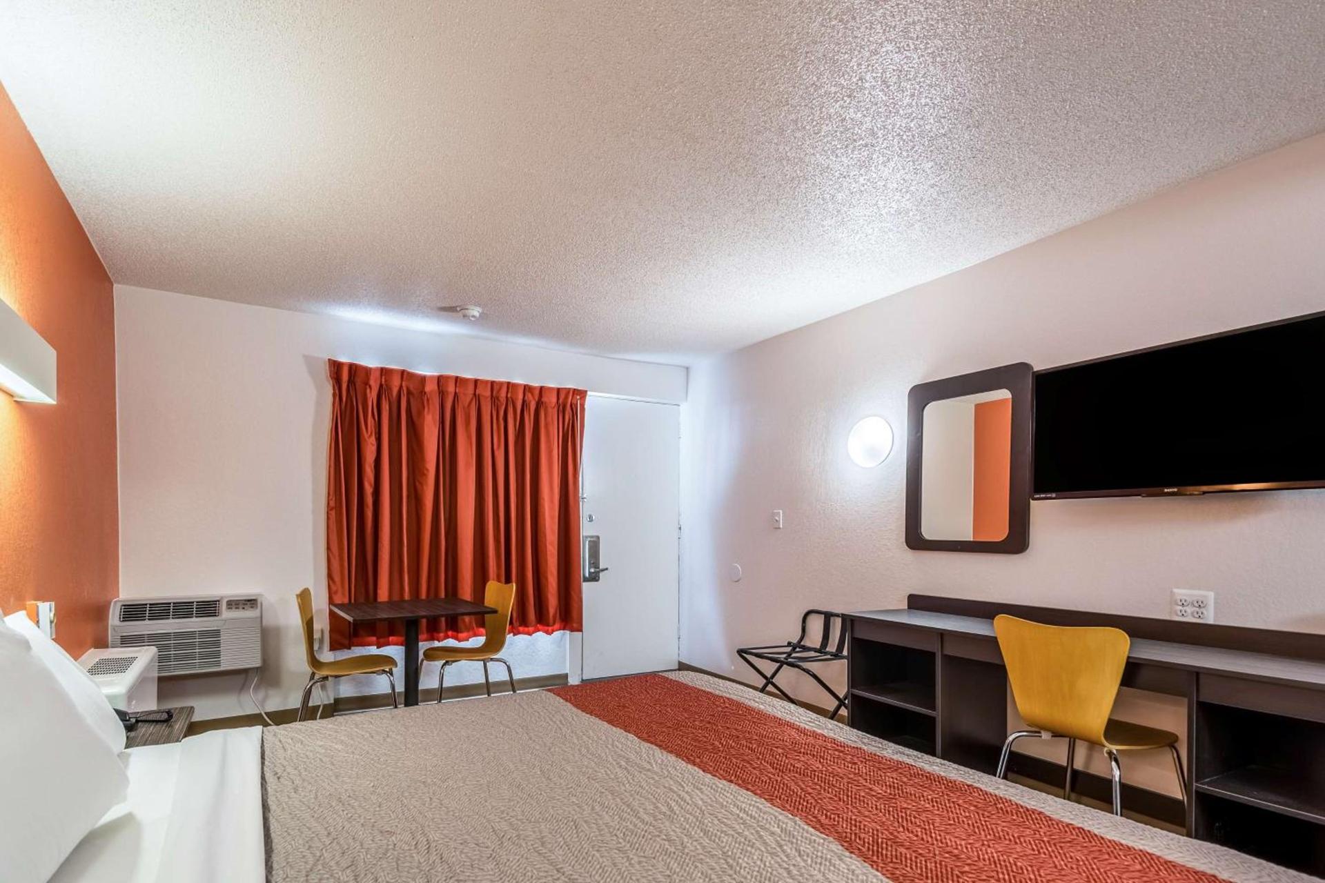 Motel 6-Schenectady, NY photo 4