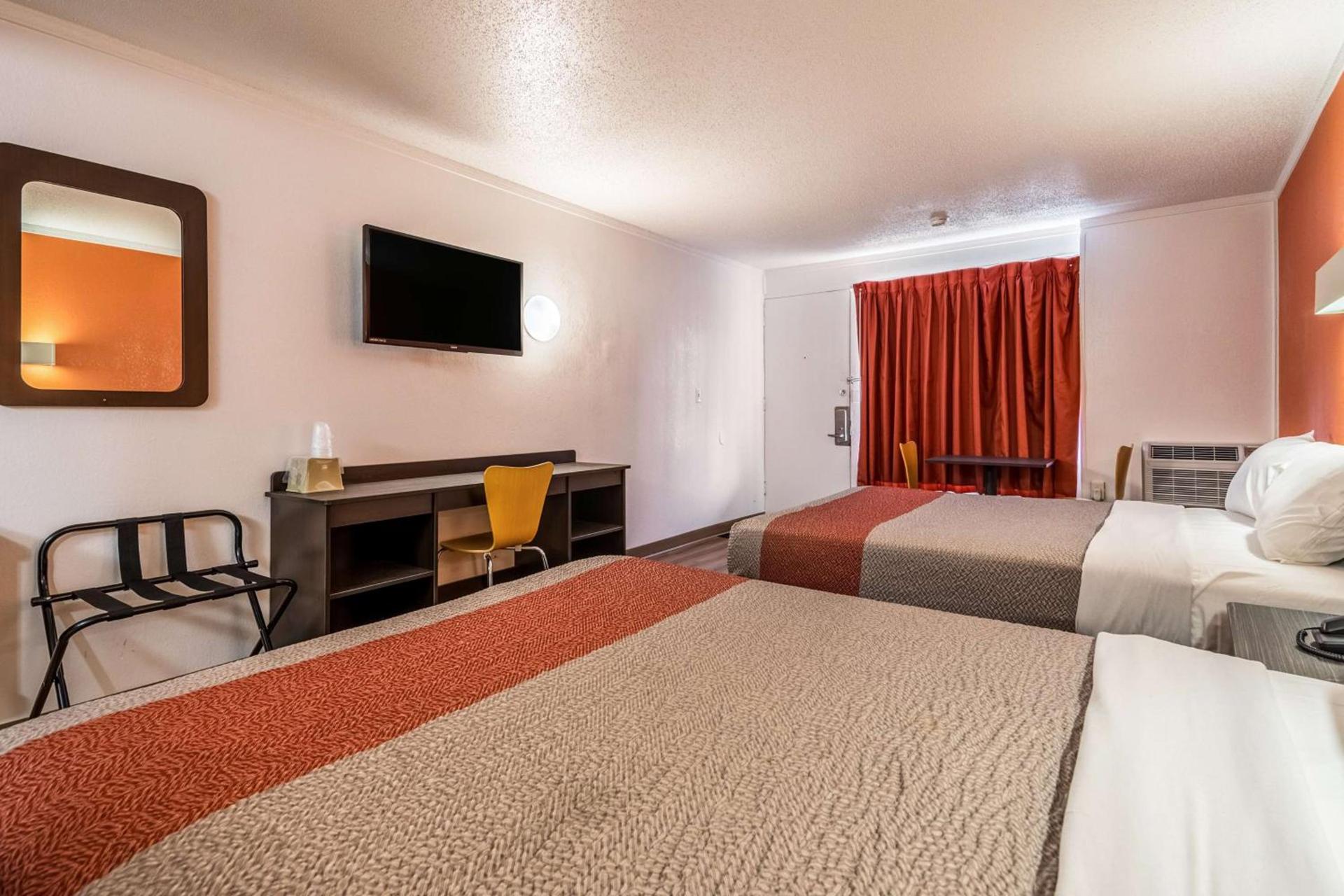 Motel 6-Schenectady, NY photo 13