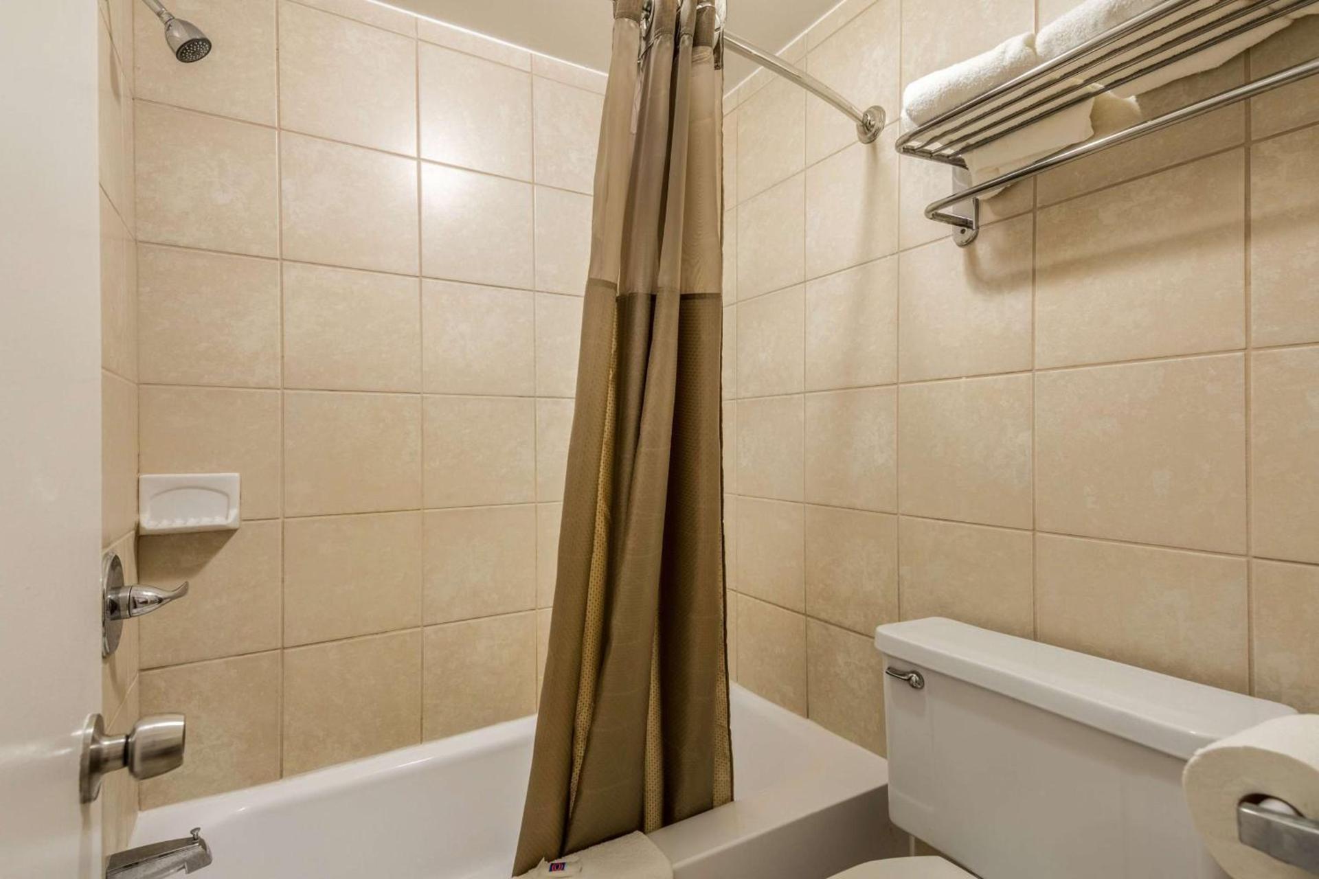 Motel 6-Schenectady, NY photo 19