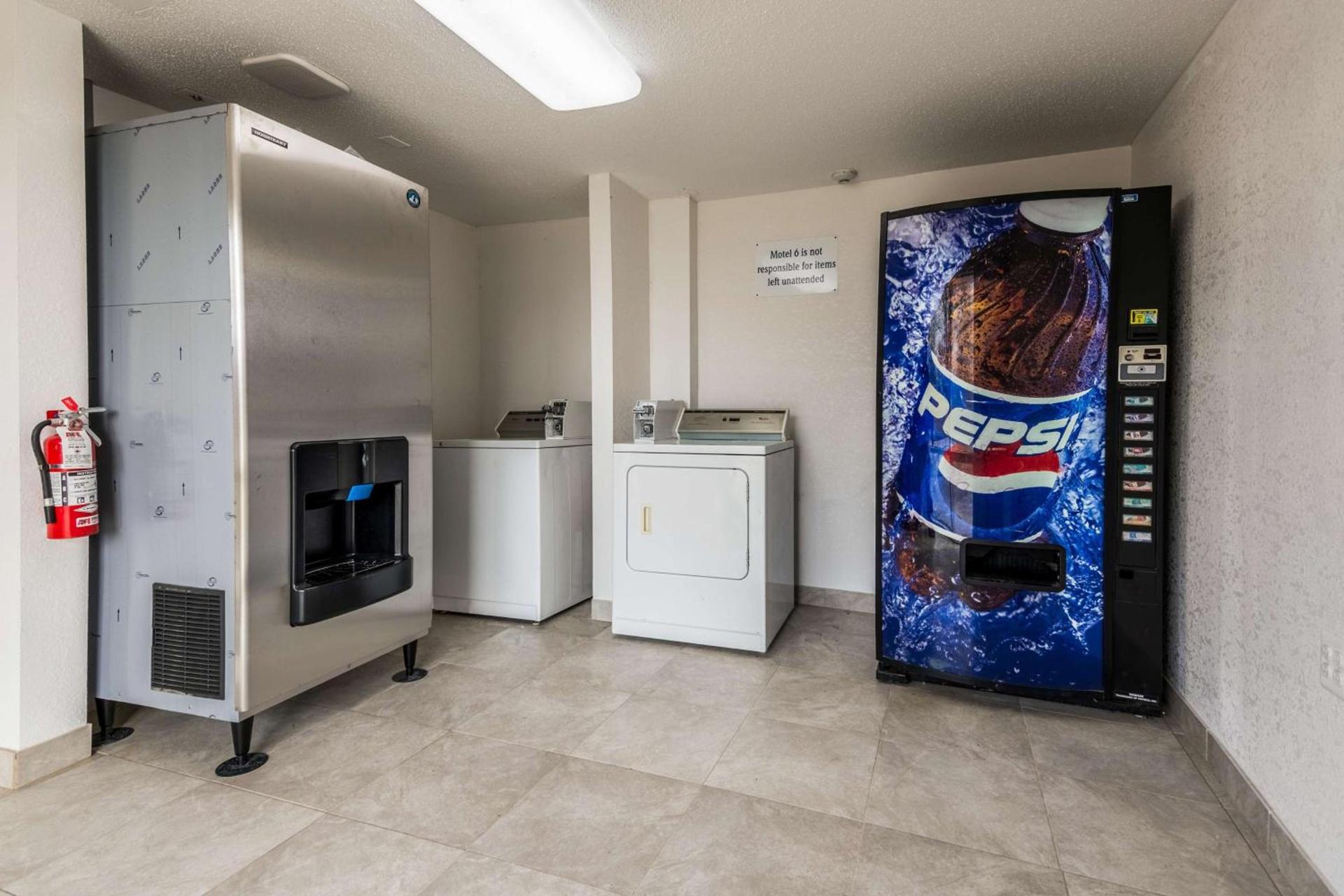Motel 6-Schenectady, NY photo 29
