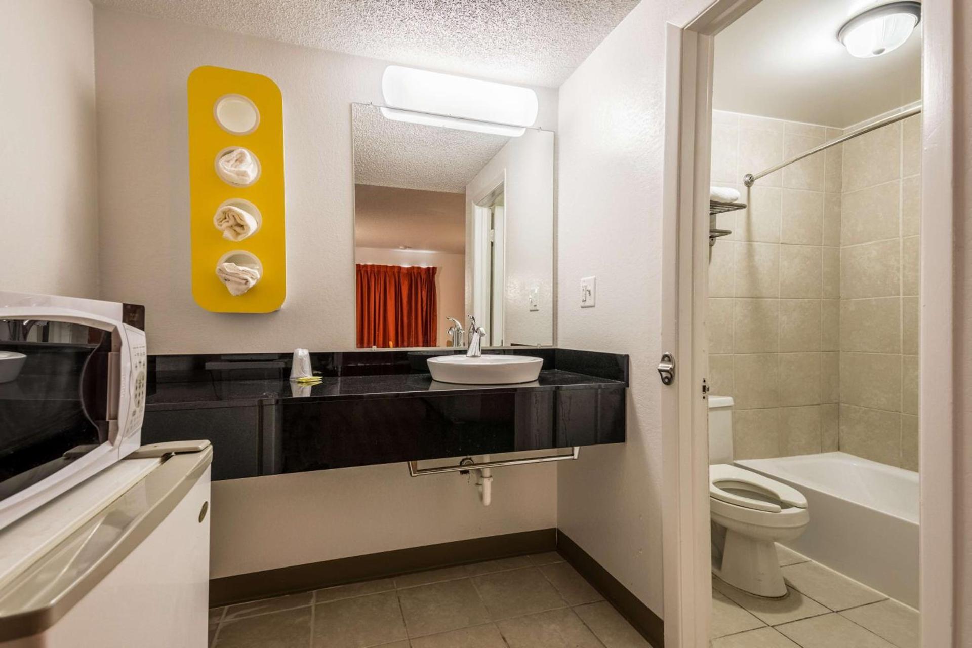 Motel 6-Schenectady, NY photo 21