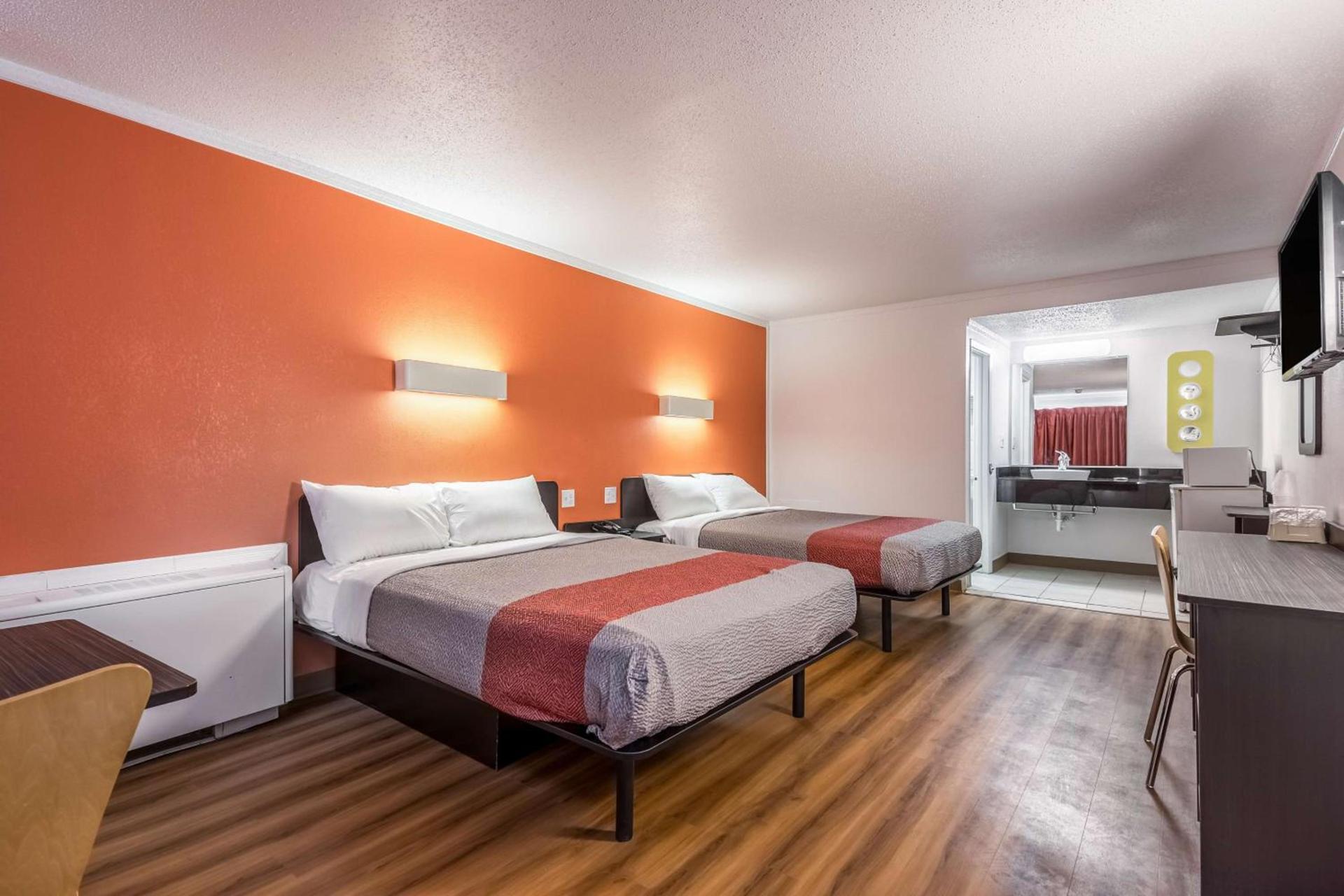 Motel 6-Schenectady, NY photo 17