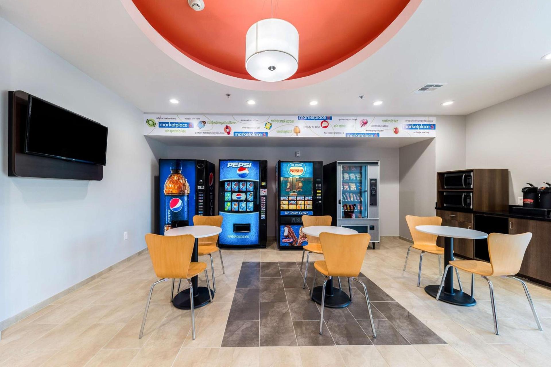 Motel 6 Fort Worth, TX - North - Saginaw photo 44