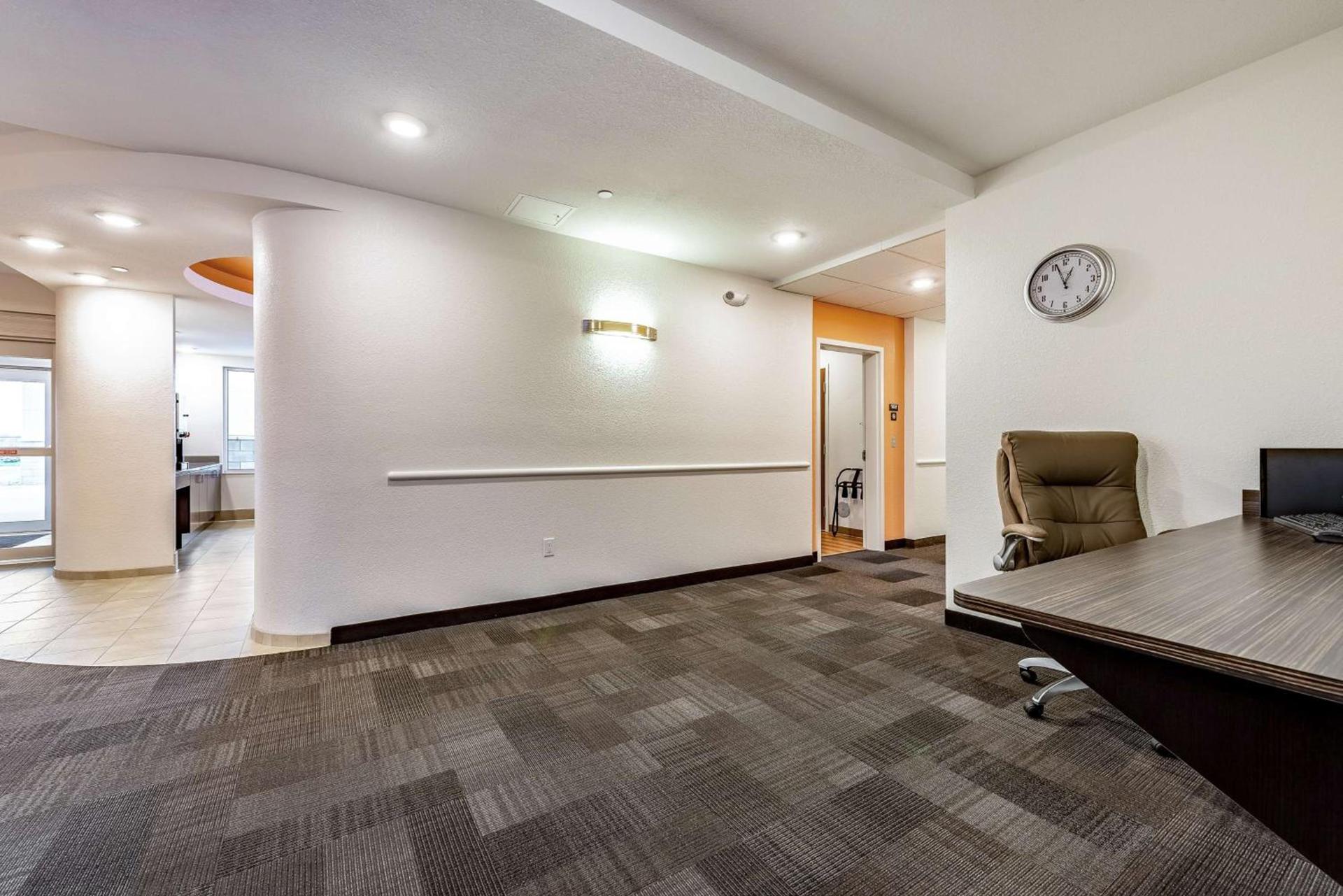 Motel 6-Mankato, MN photo 30