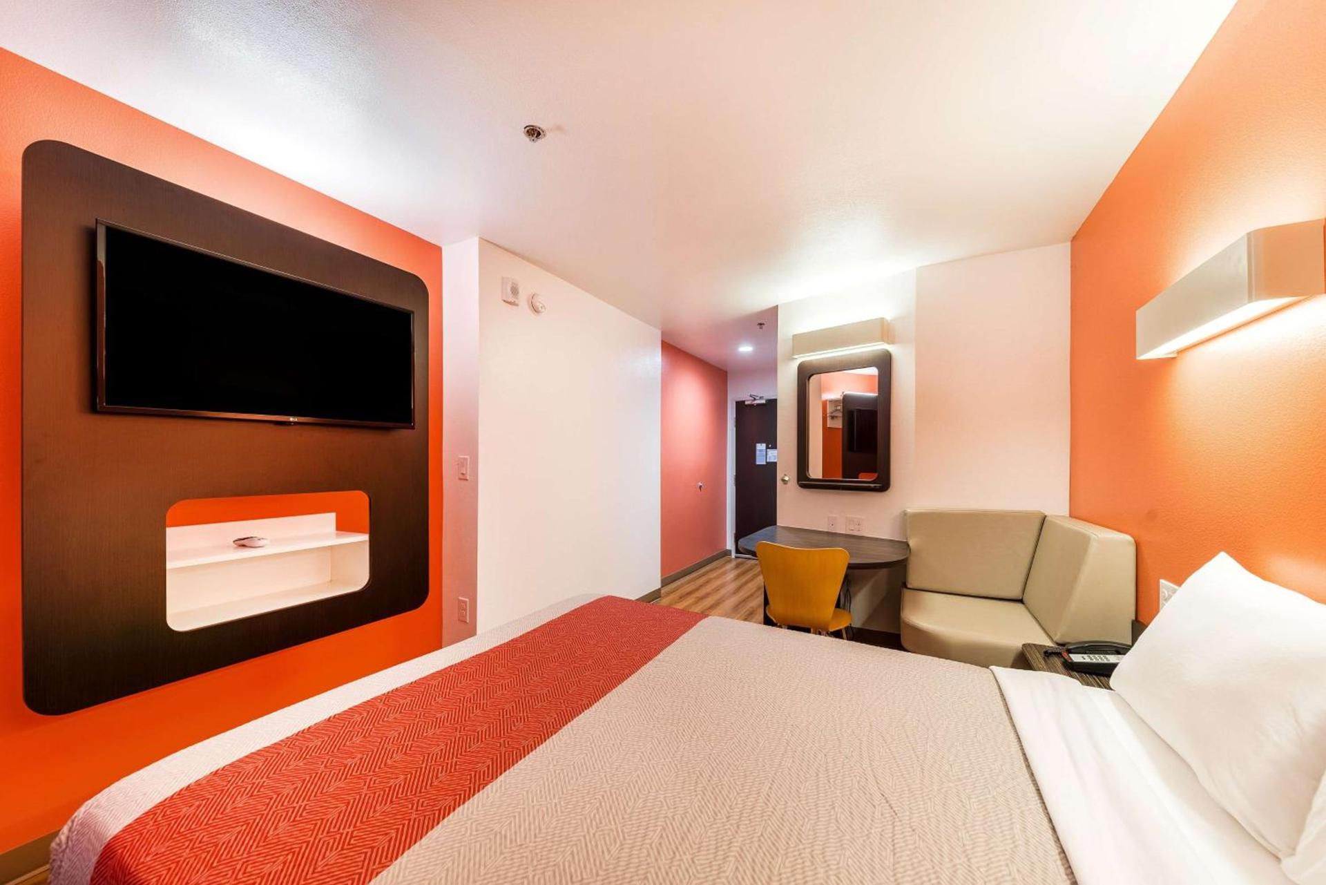 Motel 6 Fort Worth, TX - North - Saginaw photo 19
