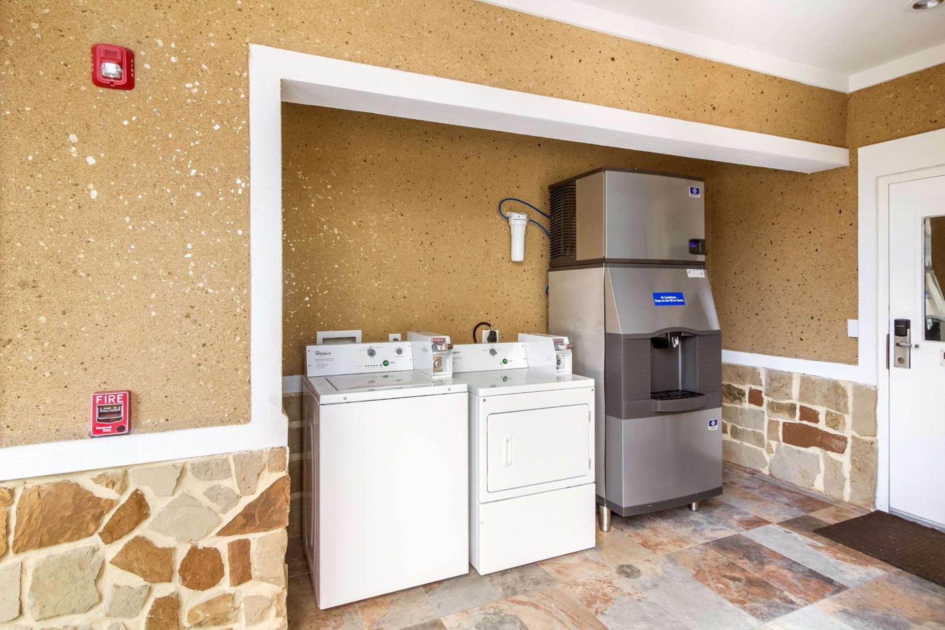 Motel 6-Houston, TX - North photo 30