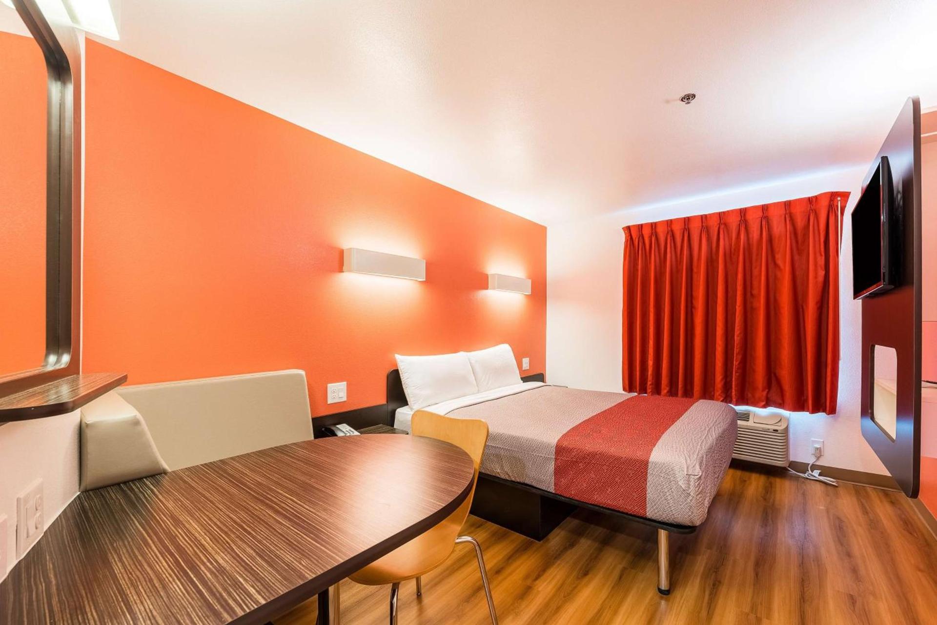 Motel 6 Fort Worth, TX - North - Saginaw photo 21