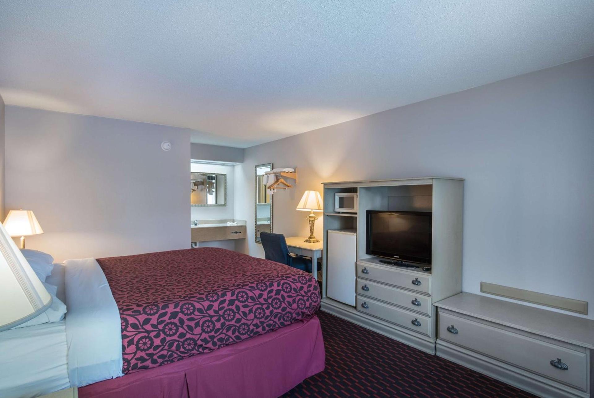 Motel 6-London, KY photo 24