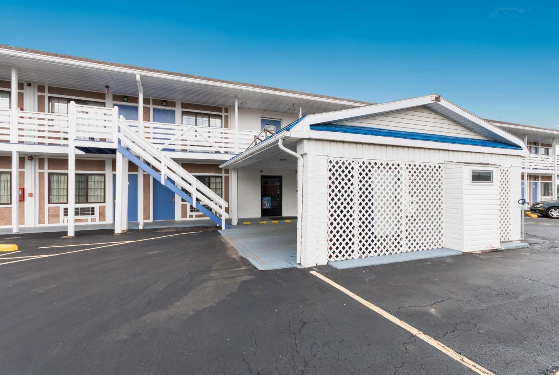 Motel 6-Parkersburg, WV photo 37