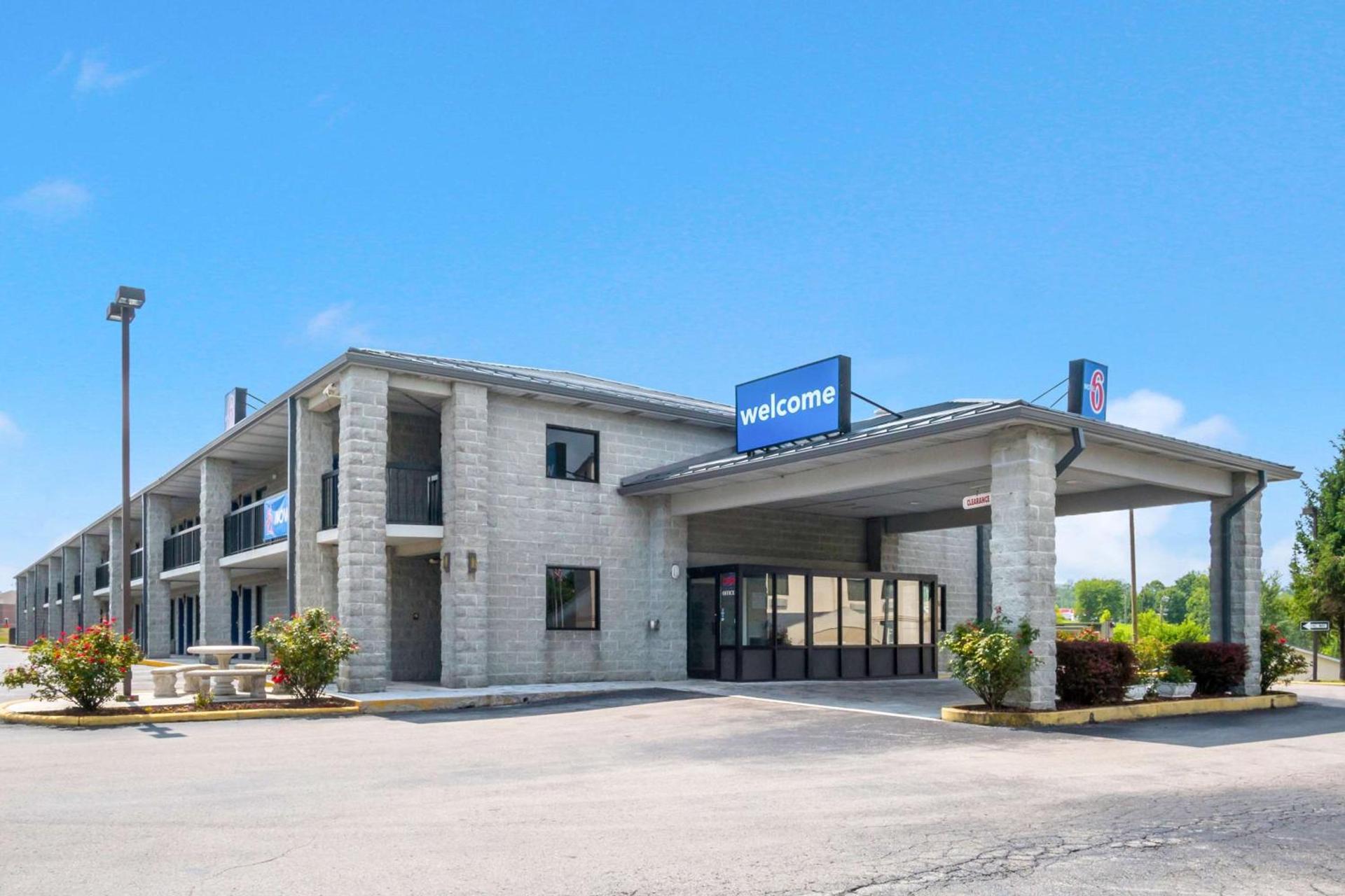 Motel 6-London, KY photo 42