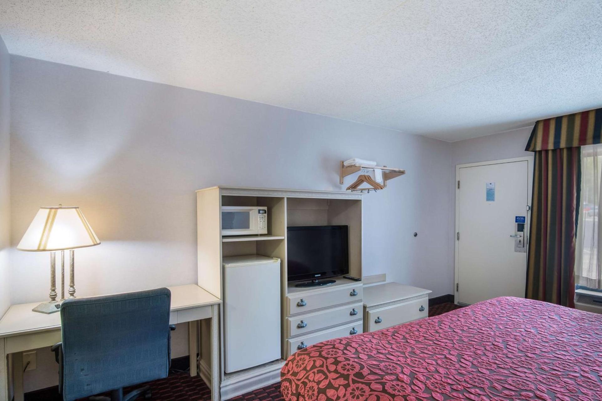 Motel 6-London, KY photo 16