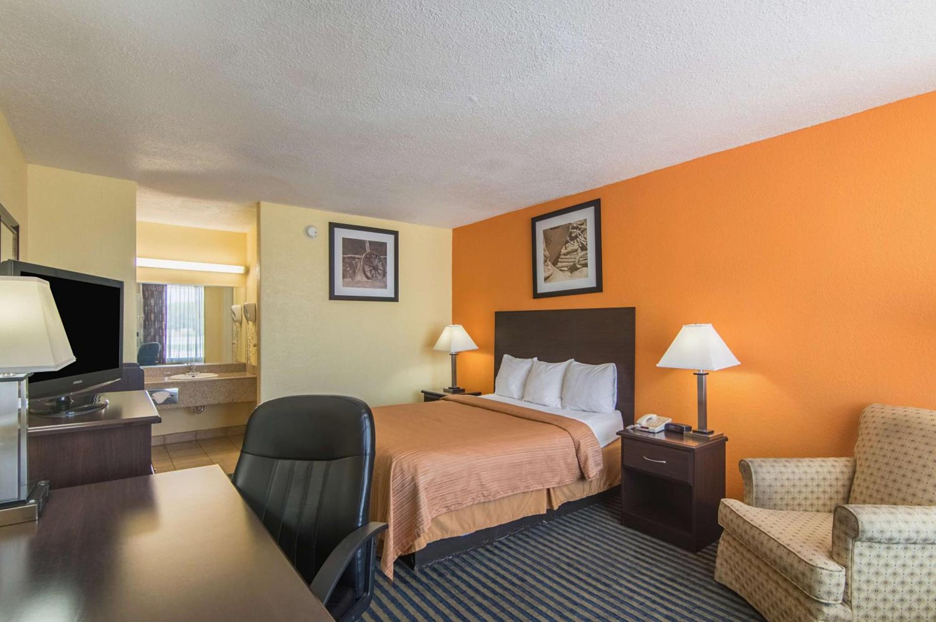 Motel 6-Liberal, KS photo 15
