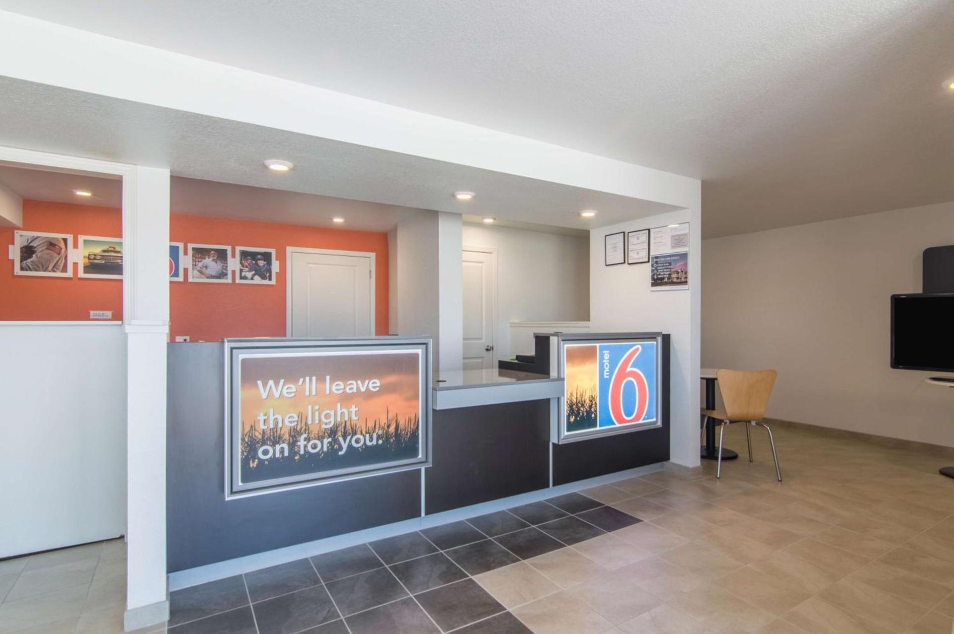 Motel 6-Liberal, KS photo 26