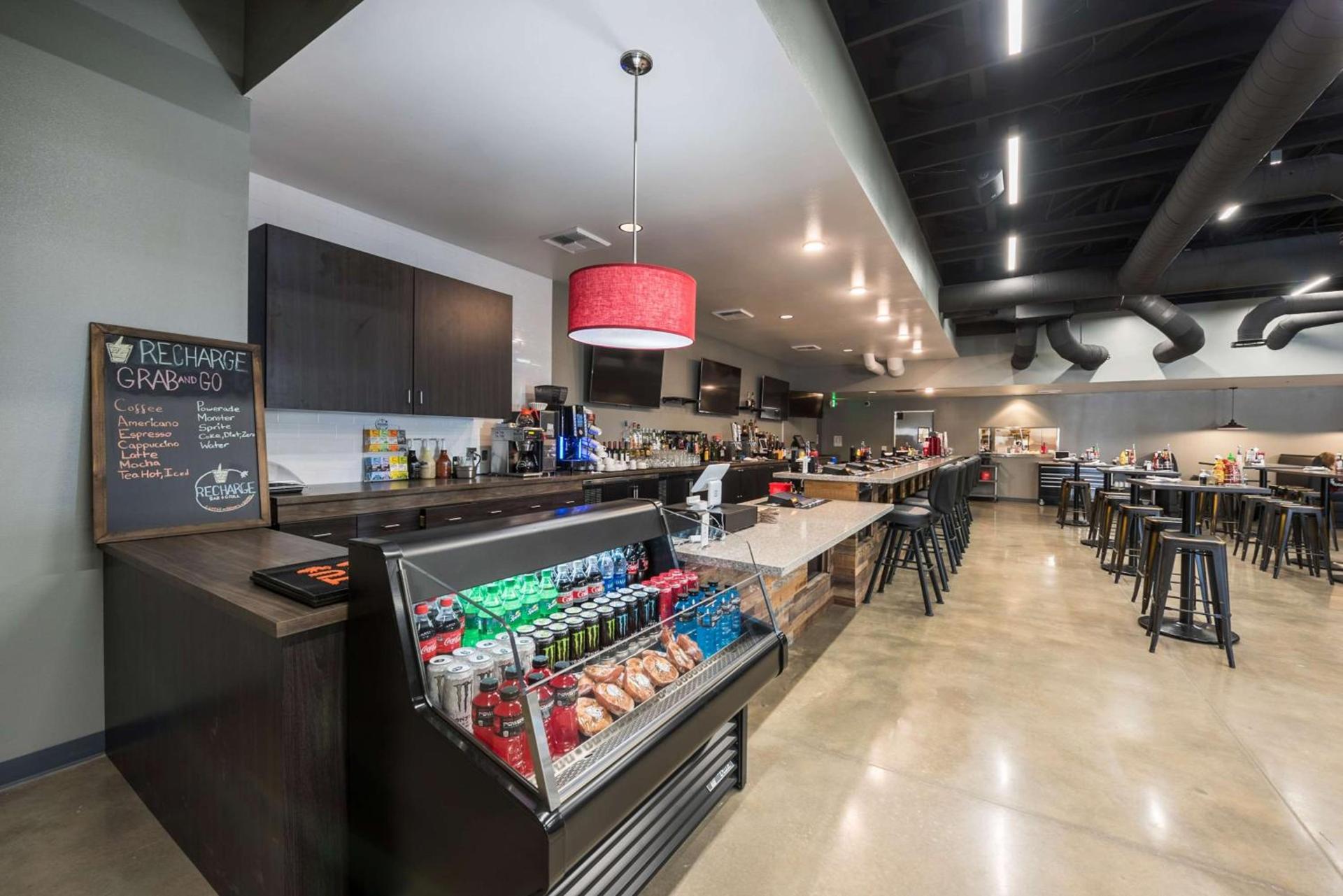 Studio 6-Mccarran, NV - Sparks - Tahoe - Reno Industrial Center photo 26