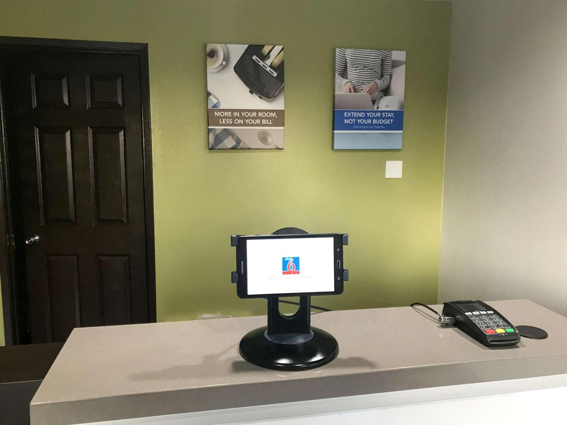 Studio 6-Buttonwillow, CA photo 27