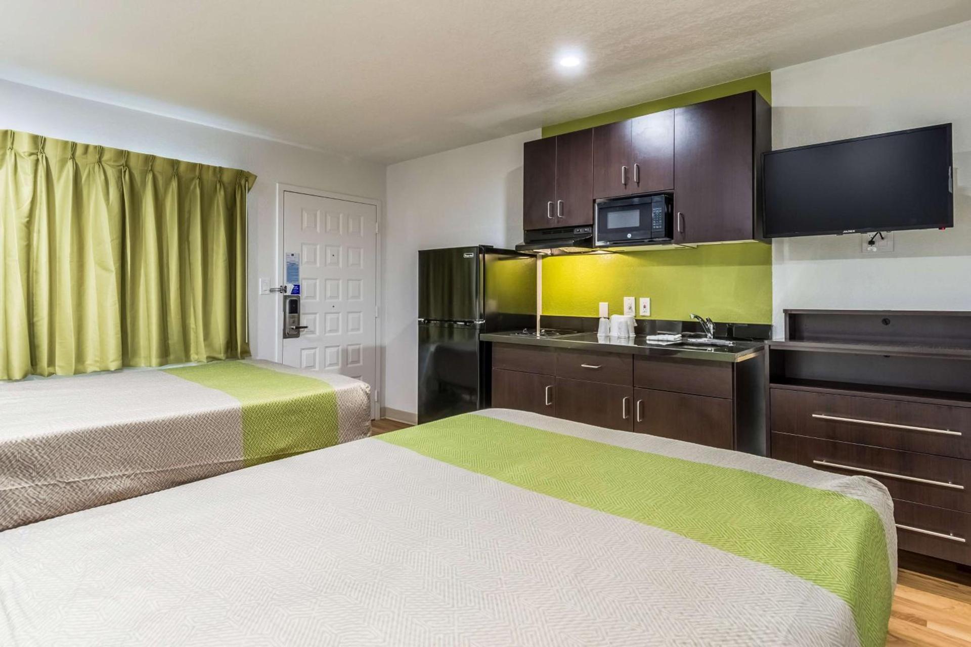 Studio 6-Buttonwillow, CA photo 10