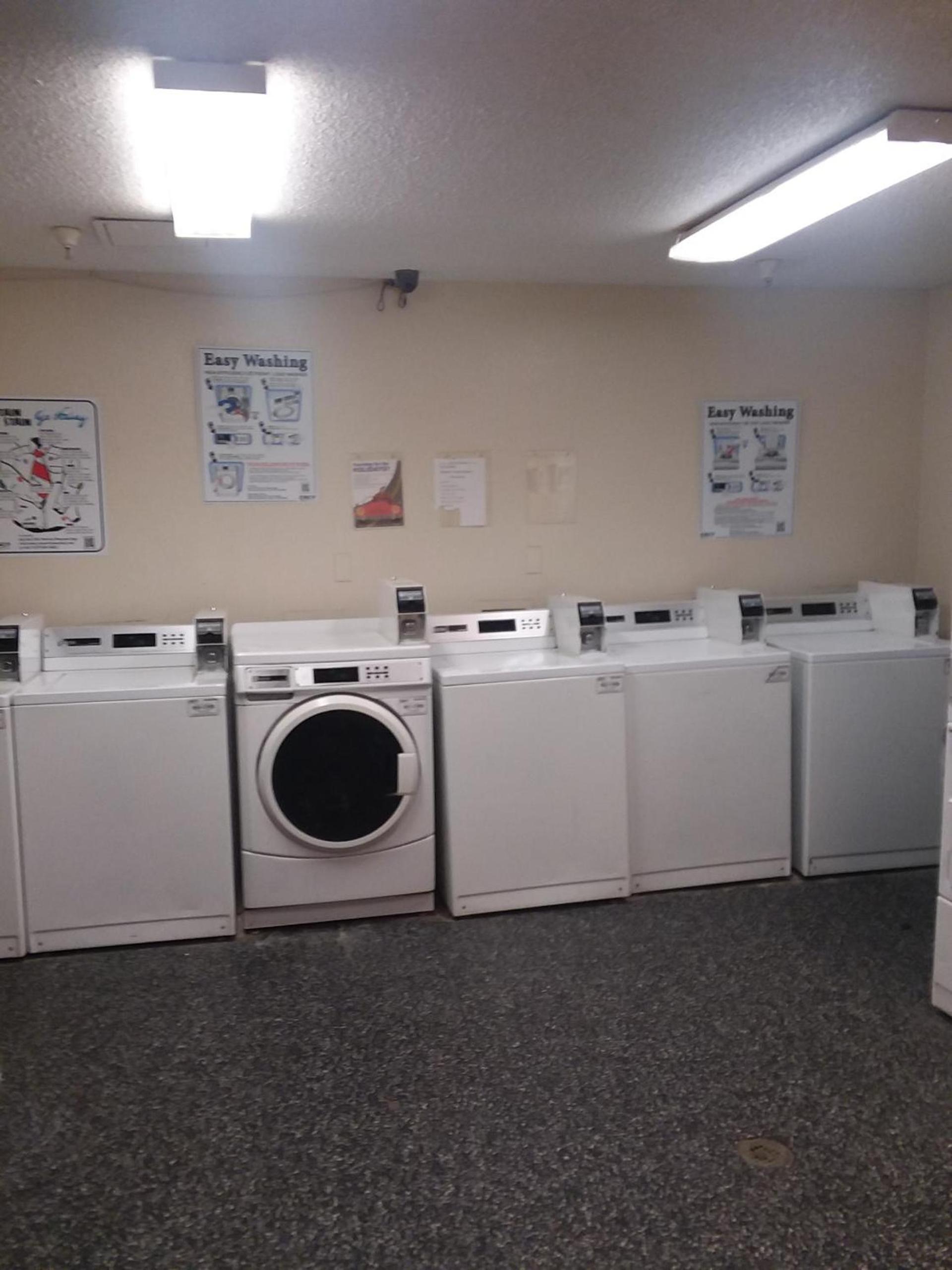 InTown Suites Extended Stay Nashville TN - Murfreesboro Pike photo 10