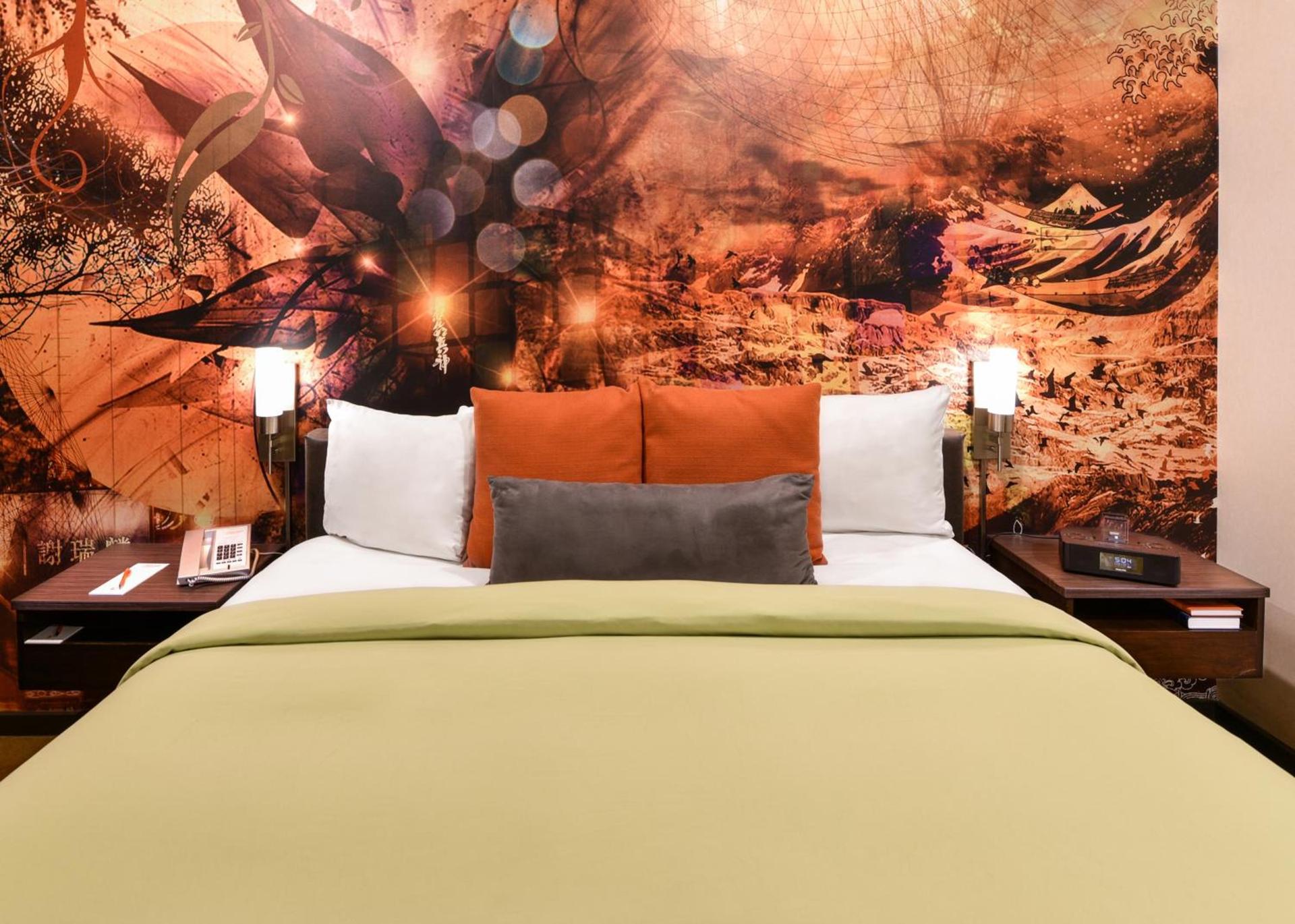 The Tangerine - a Burbank Hotel photo 16