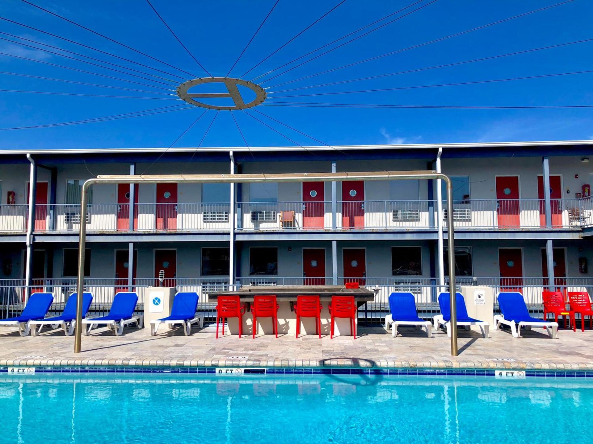 Sea and Breeze Hotel and Condo photo 33