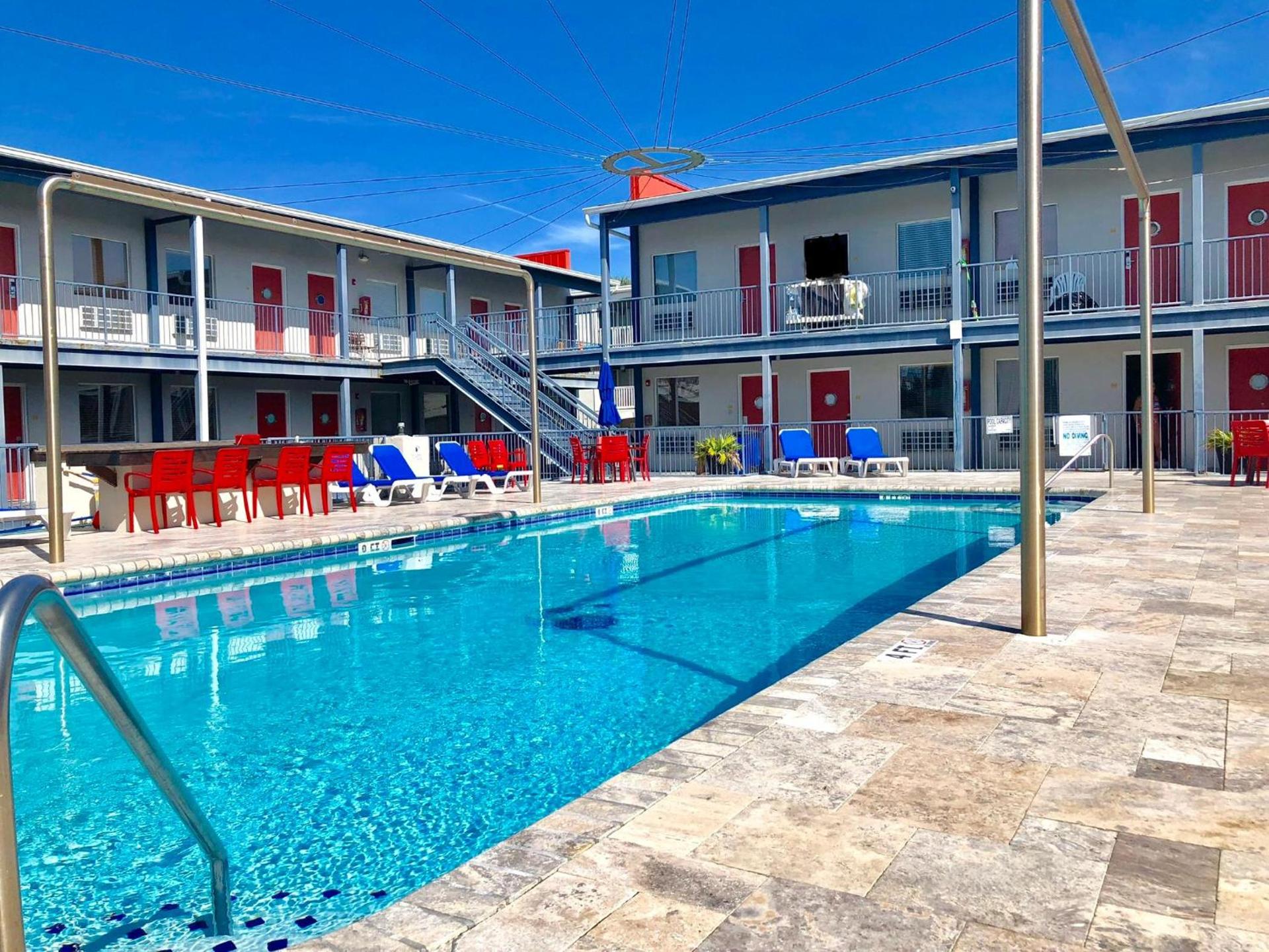 Sea and Breeze Hotel and Condo photo 28