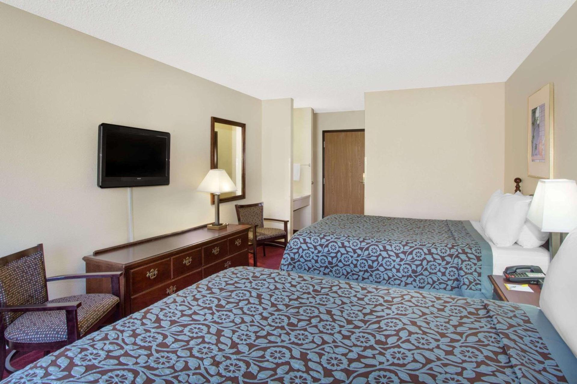 Days Inn by Wyndham Jackson photo 8