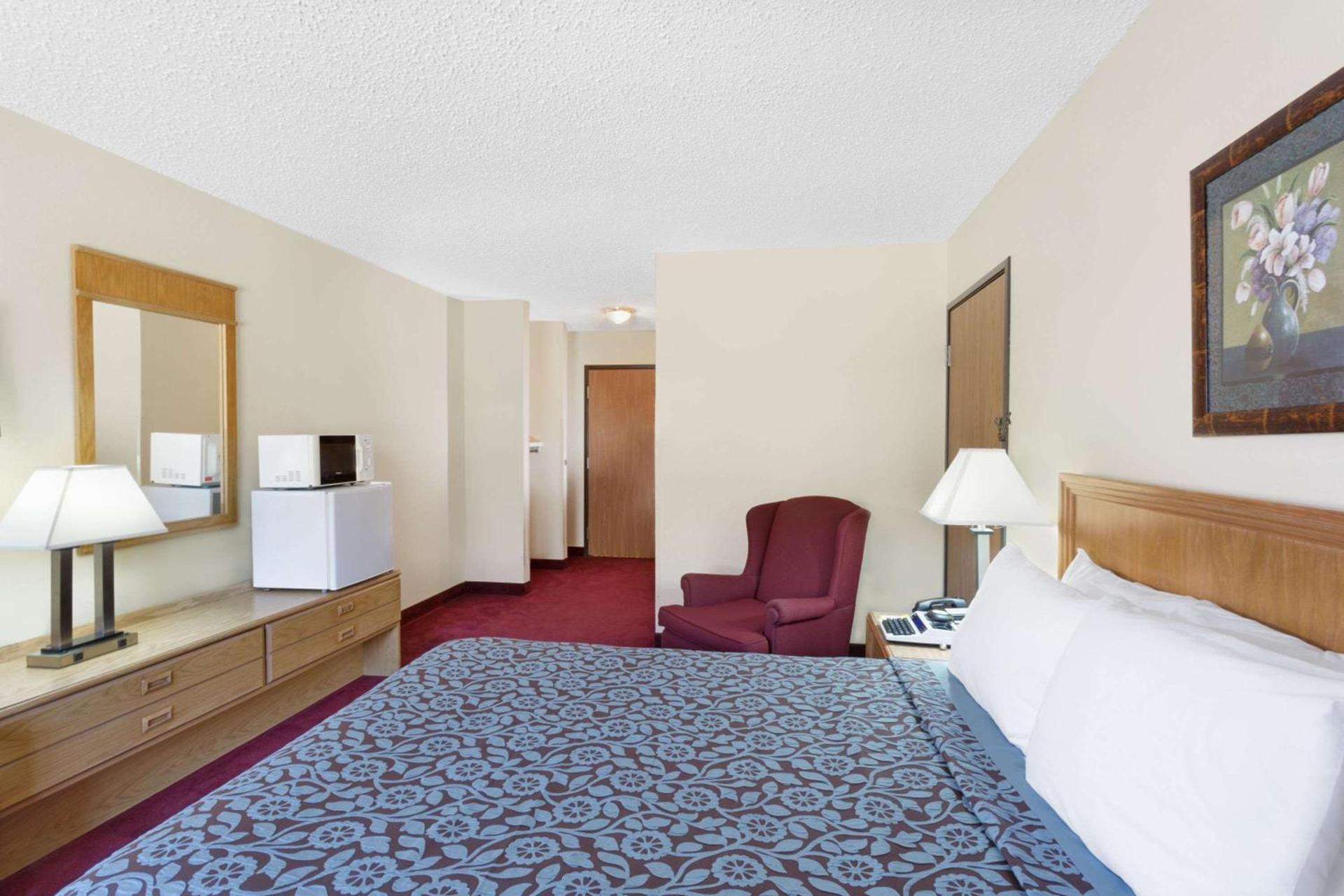 Days Inn by Wyndham Jackson photo 10