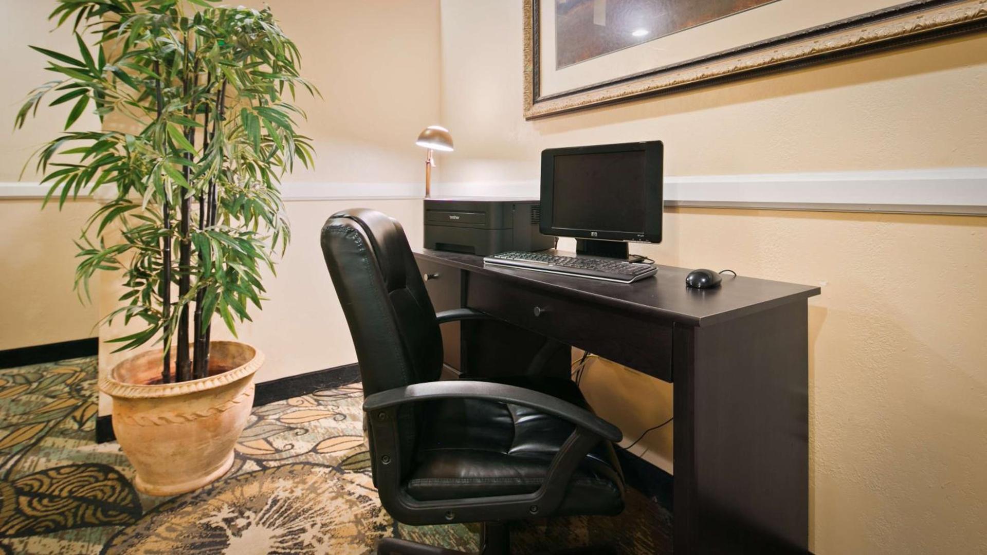 Best Western Lee's Motor Inn photo 7