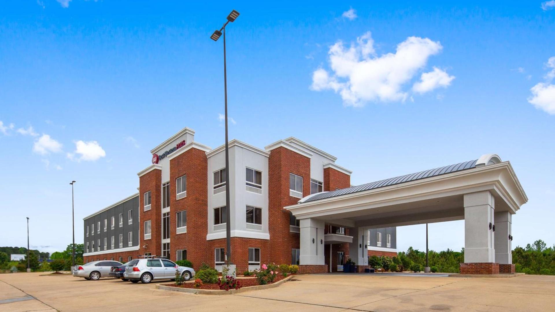 Best Western Plus Philadelphia-Choctaw Hotel and Suites — hotel in Philadelphia