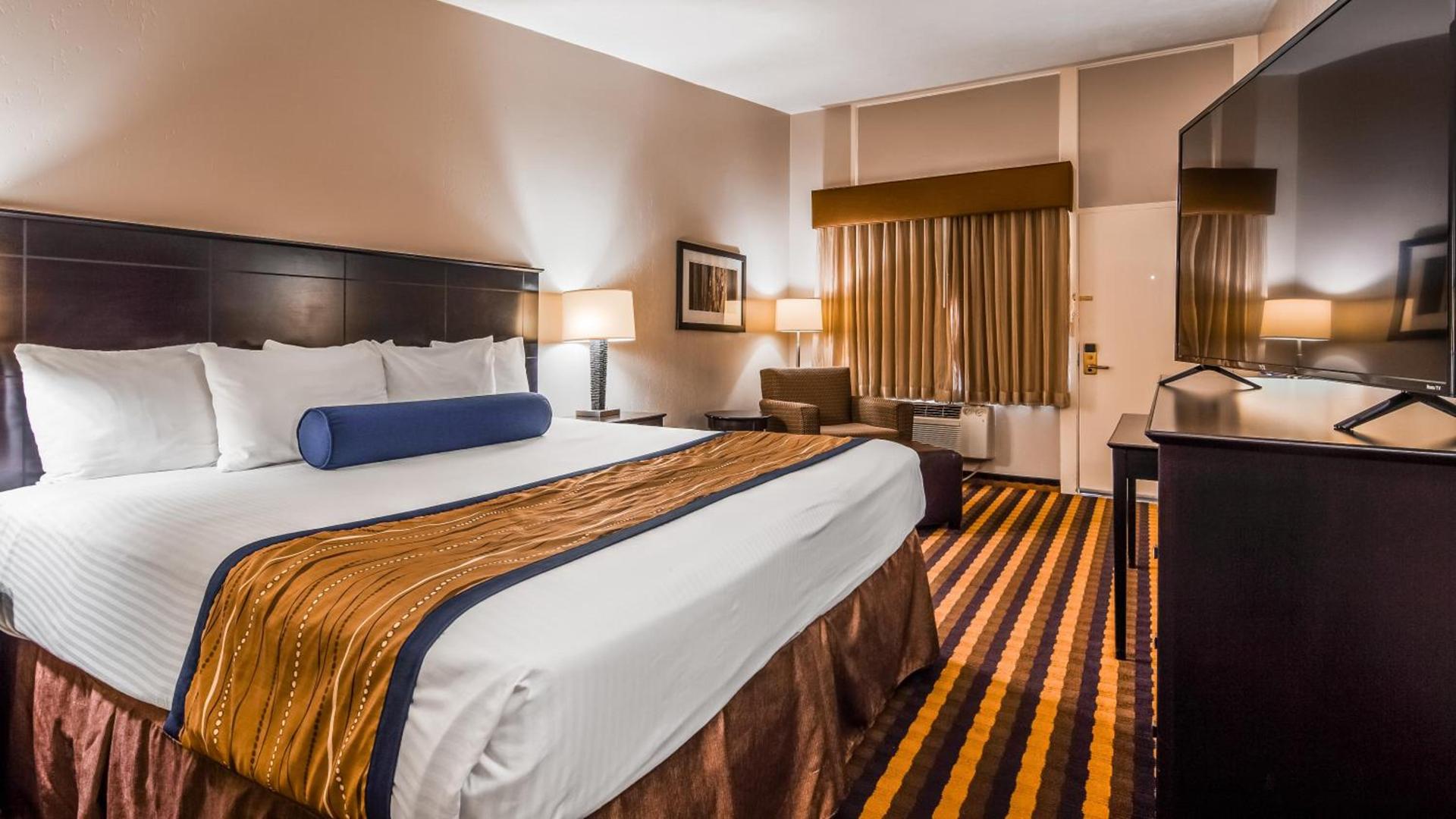 Best Western New Oregon Motel photo 62