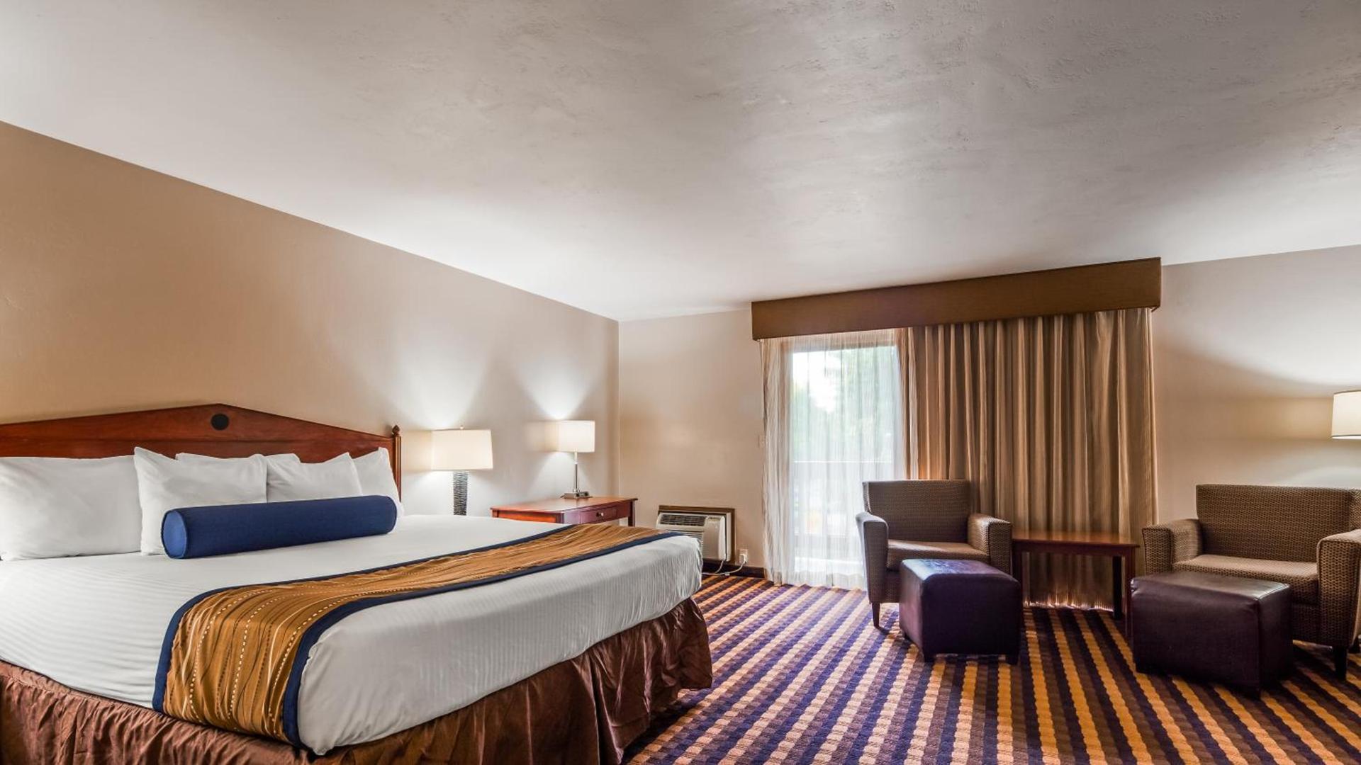 Best Western New Oregon Motel photo 65