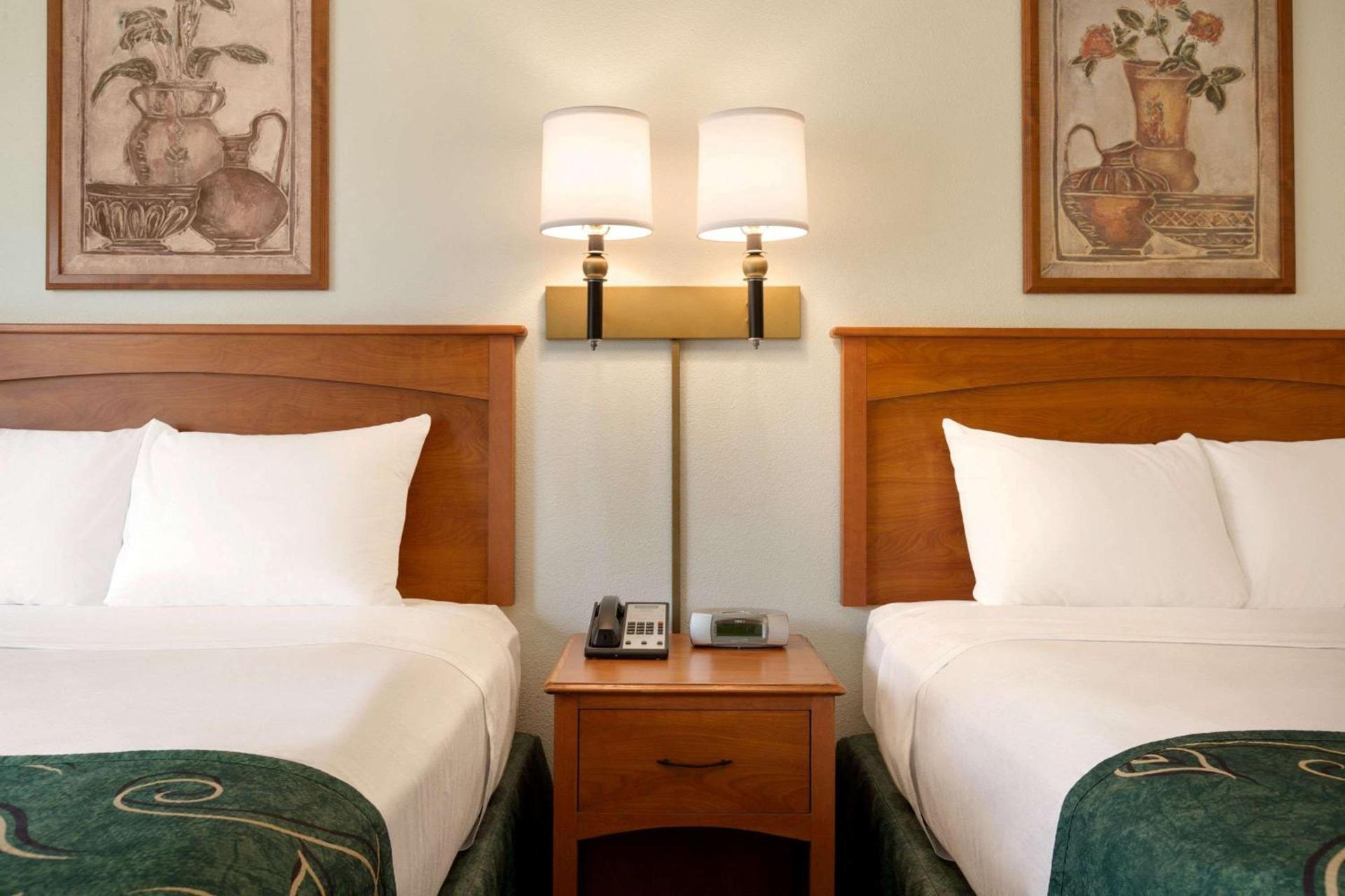 Travelodge by Wyndham Dunsmuir photo 8