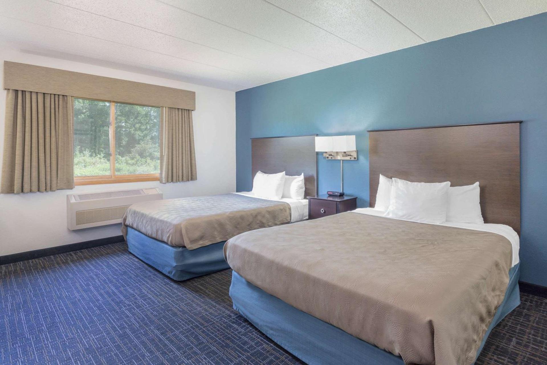 AmericInn by Wyndham Hayward photo 12