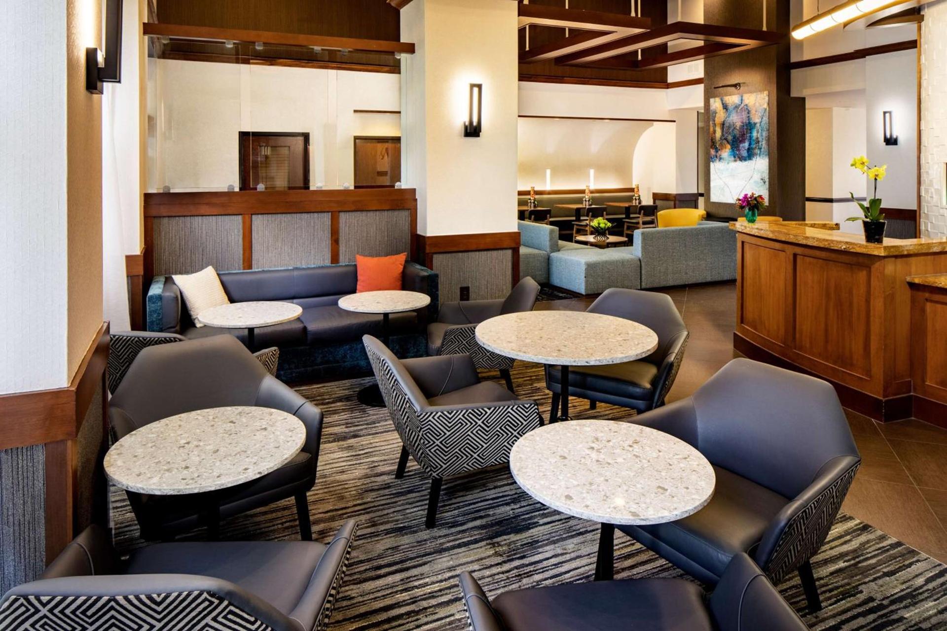 Hyatt Place Roanoke Airport / Valley View Mall photo 27