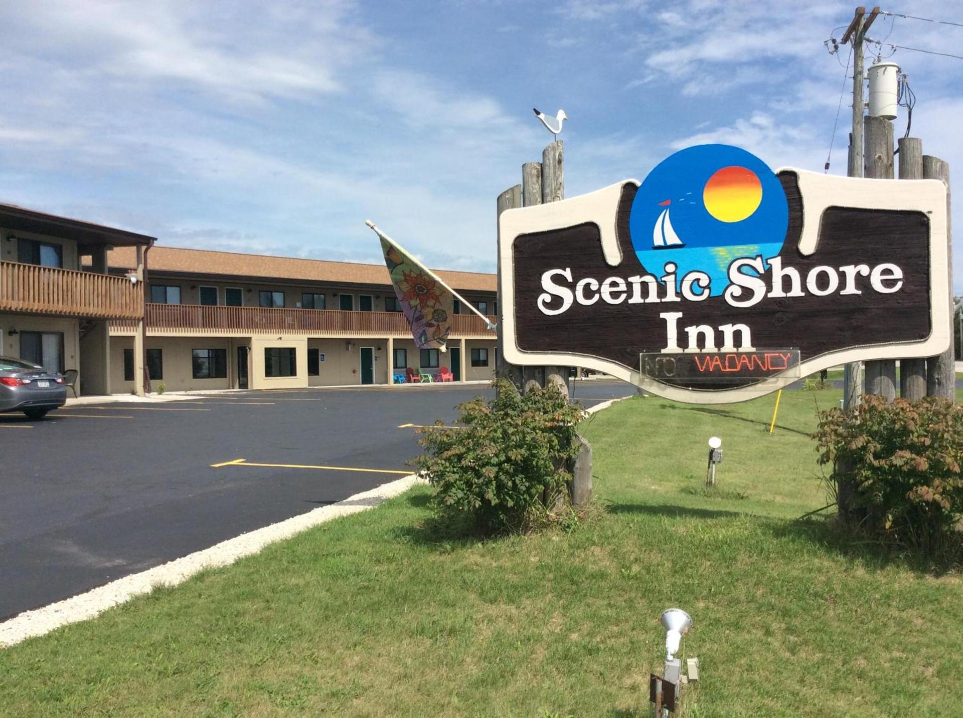 Scenic Shore Inn photo 62