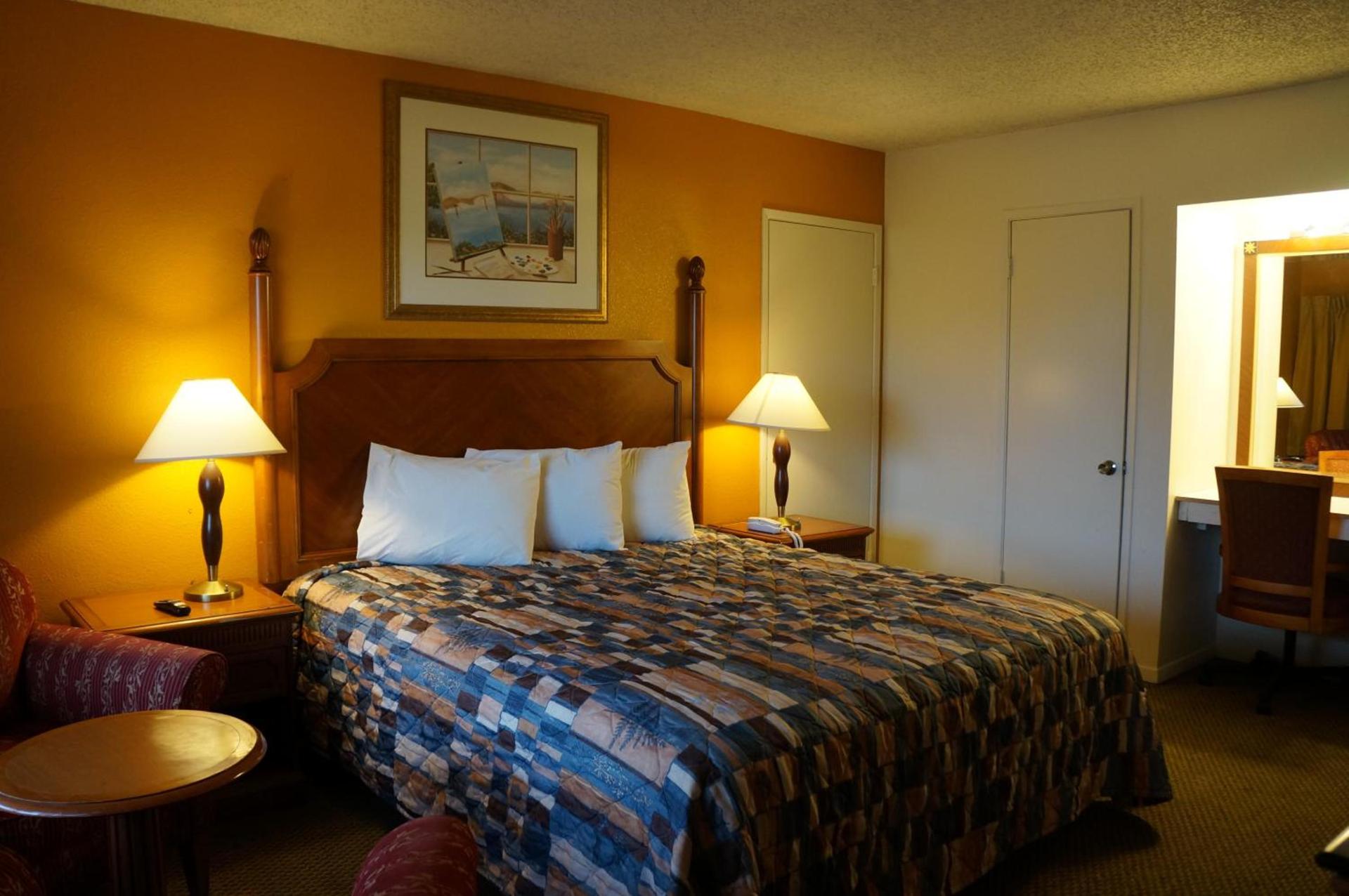 Classic Inn photo 8