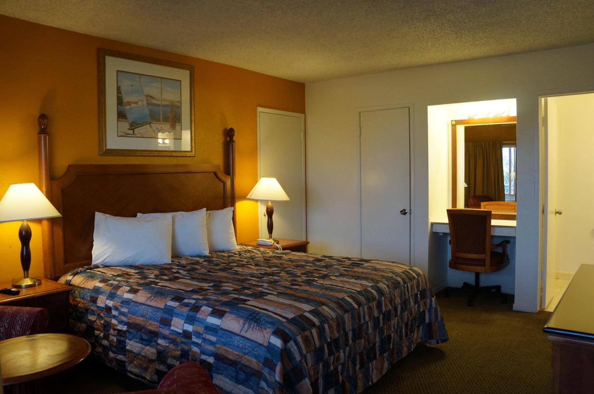 Classic Inn photo 15