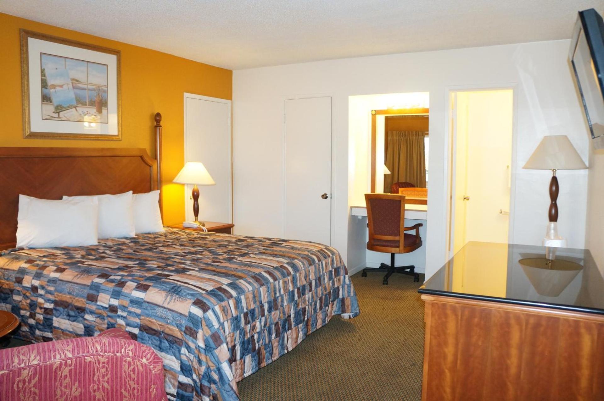 Classic Inn photo 18