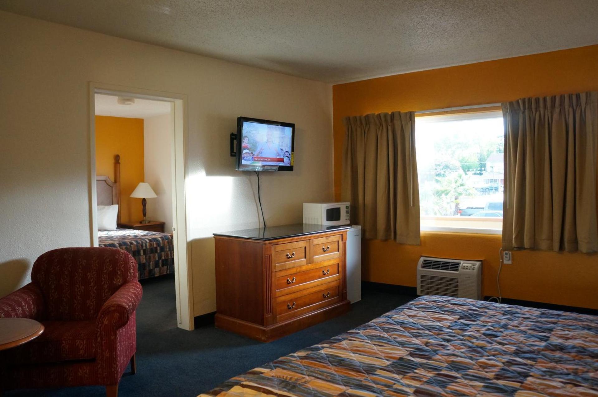 Classic Inn photo 5