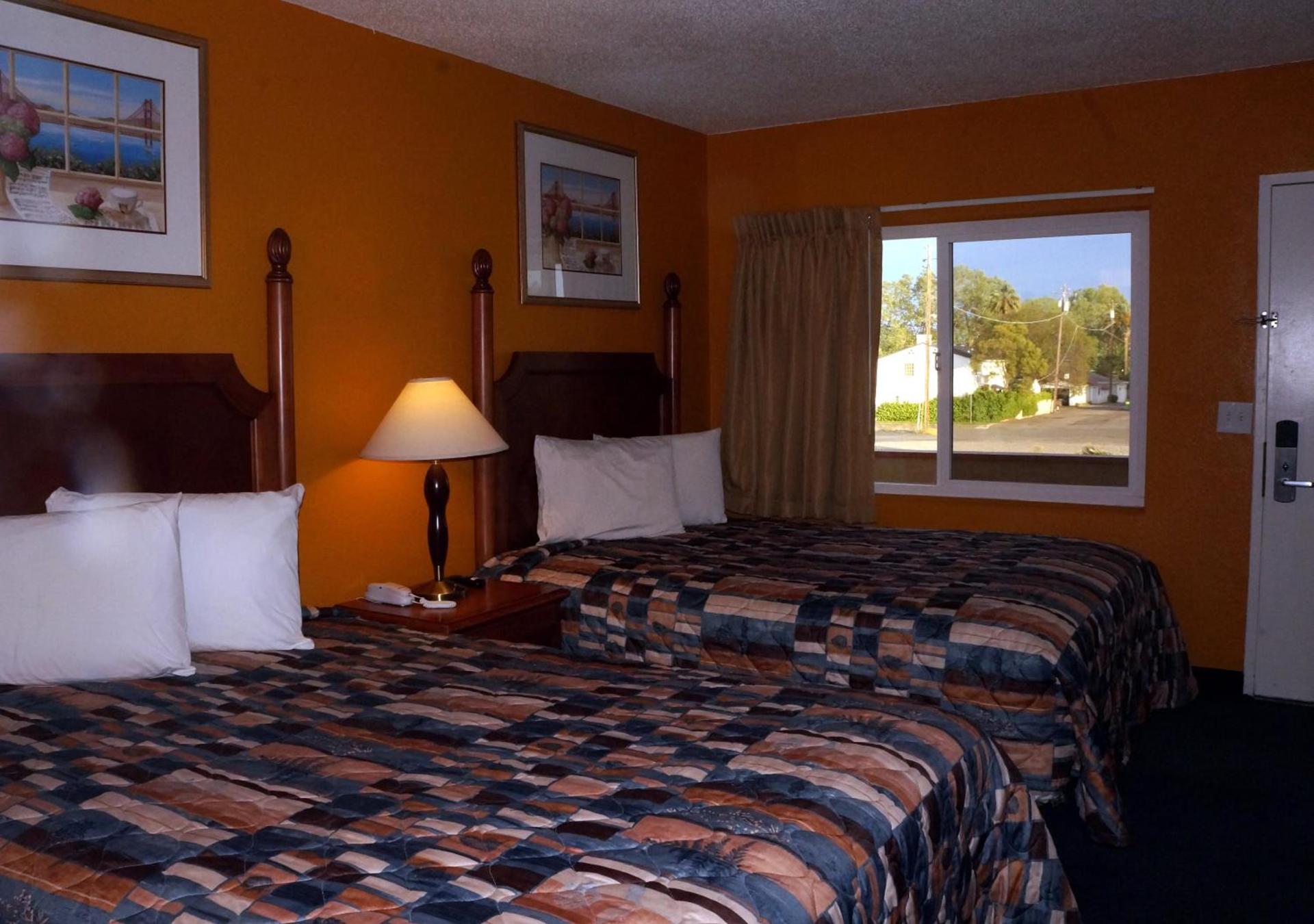 Classic Inn photo 21