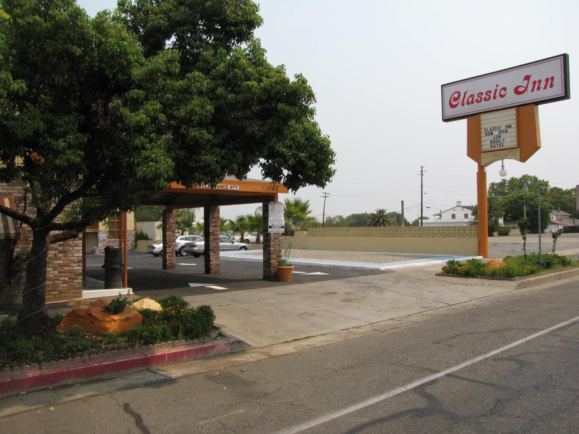 Classic Inn photo 26