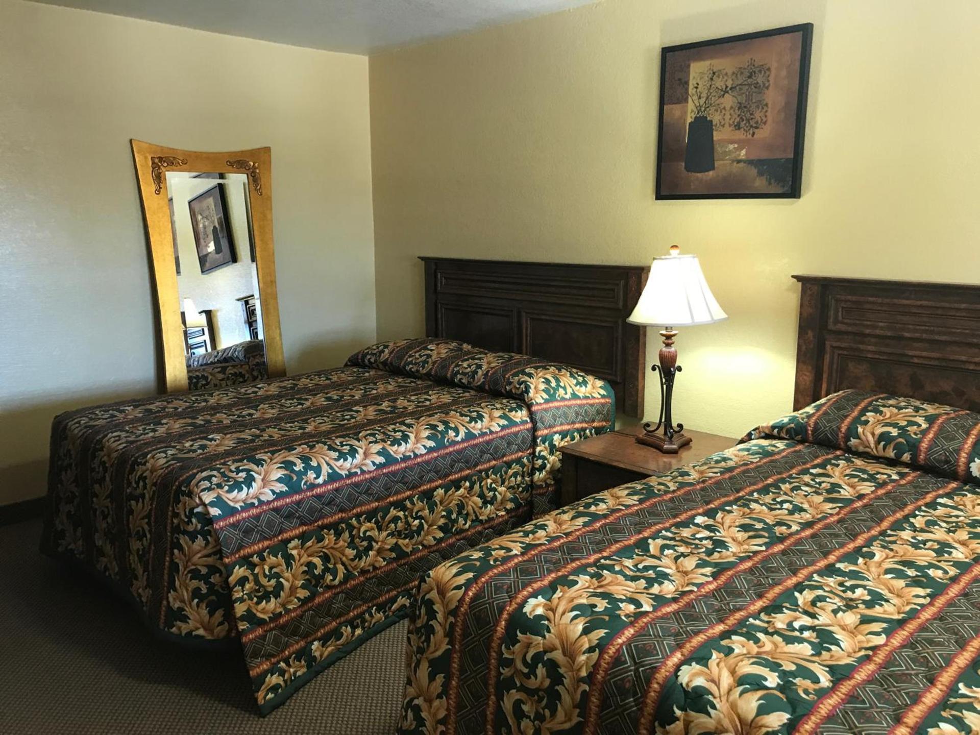 Hacienda Motel photo 22