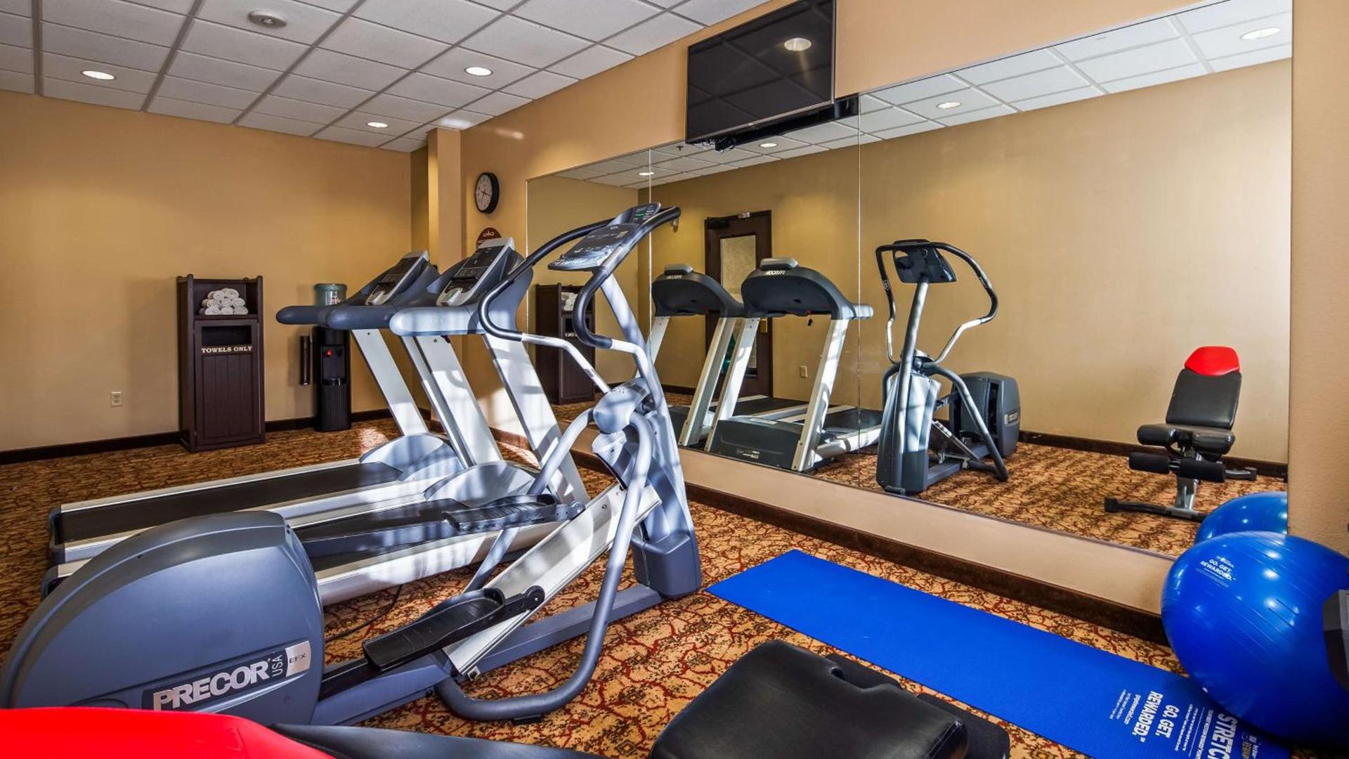 Best Western PLUS Cimarron Hotel & Suites photo 28