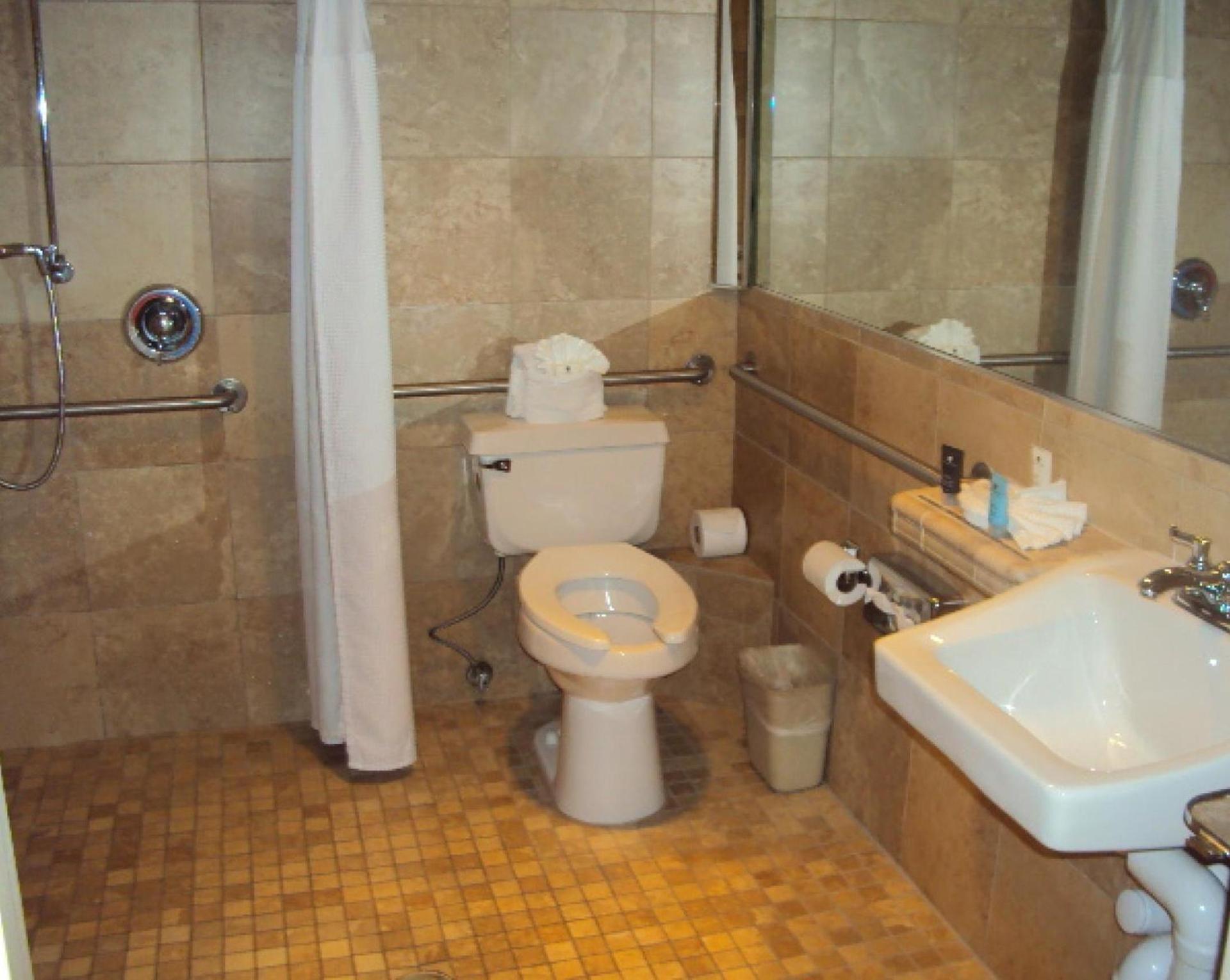Crowne Plaza San Diego - Mission Valley by IHG photo 50