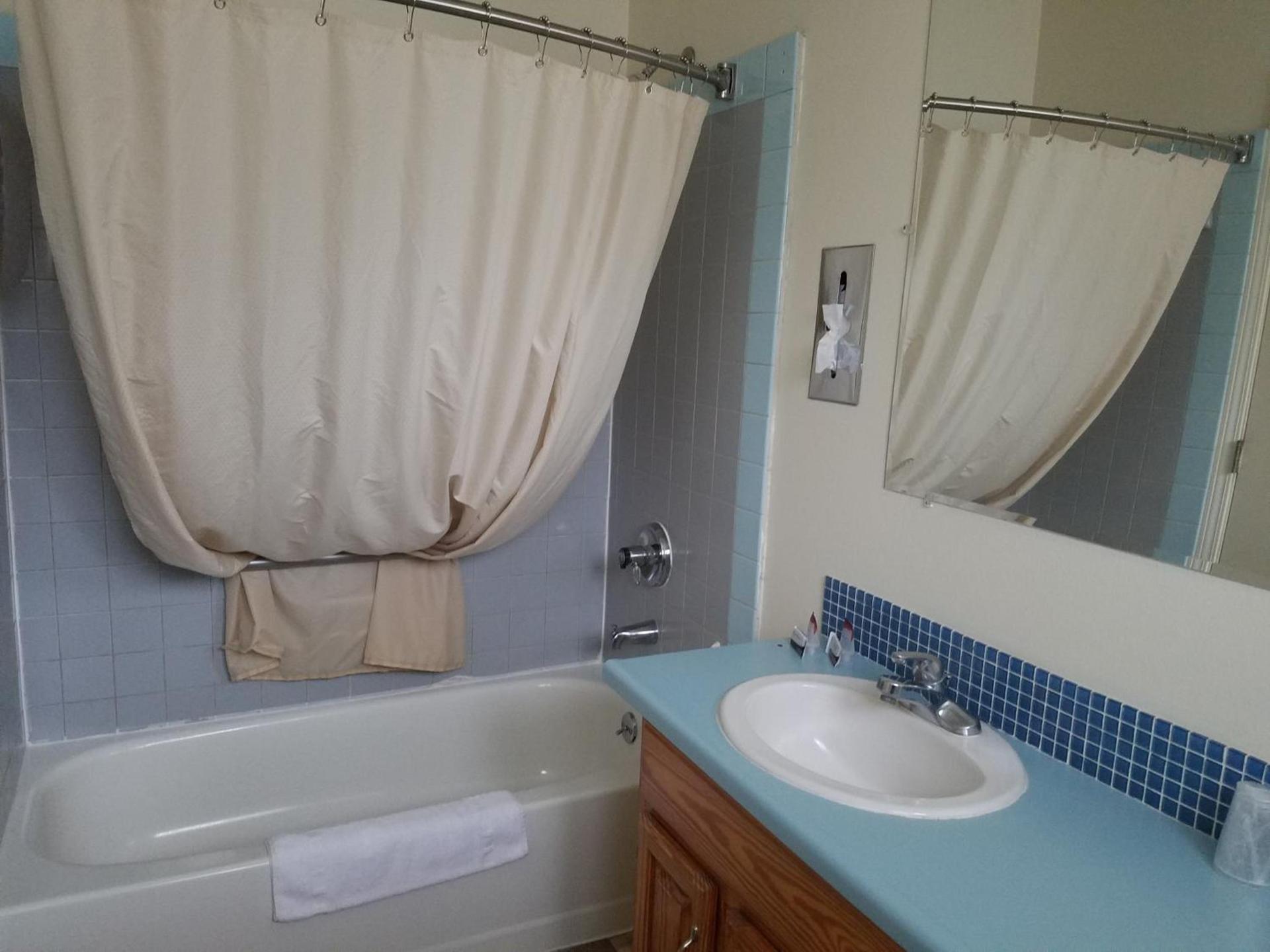 Riverview Lodge photo 28