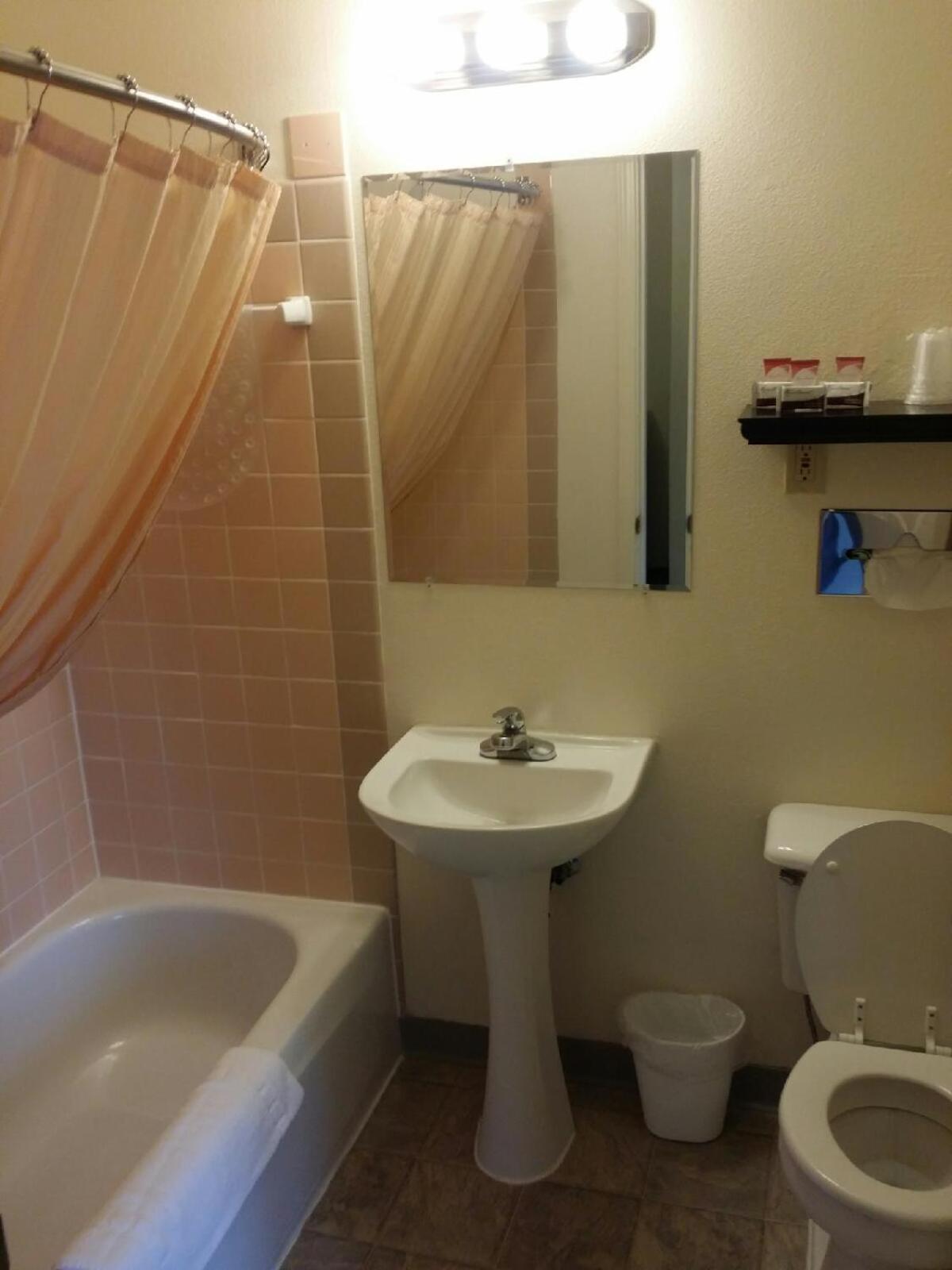 Riverview Lodge photo 27