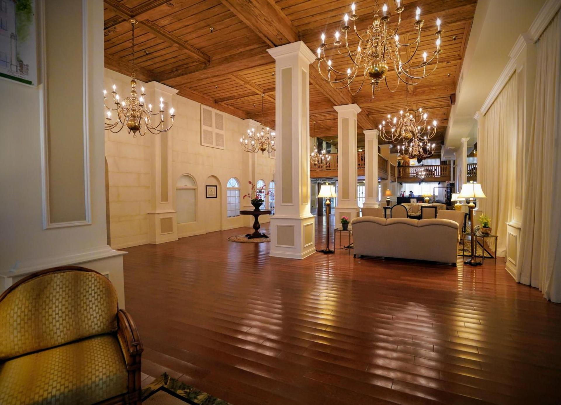 Palm Beach Hotel Petite Retreat 2 blocks to beach!! Historic Landmark photo 18