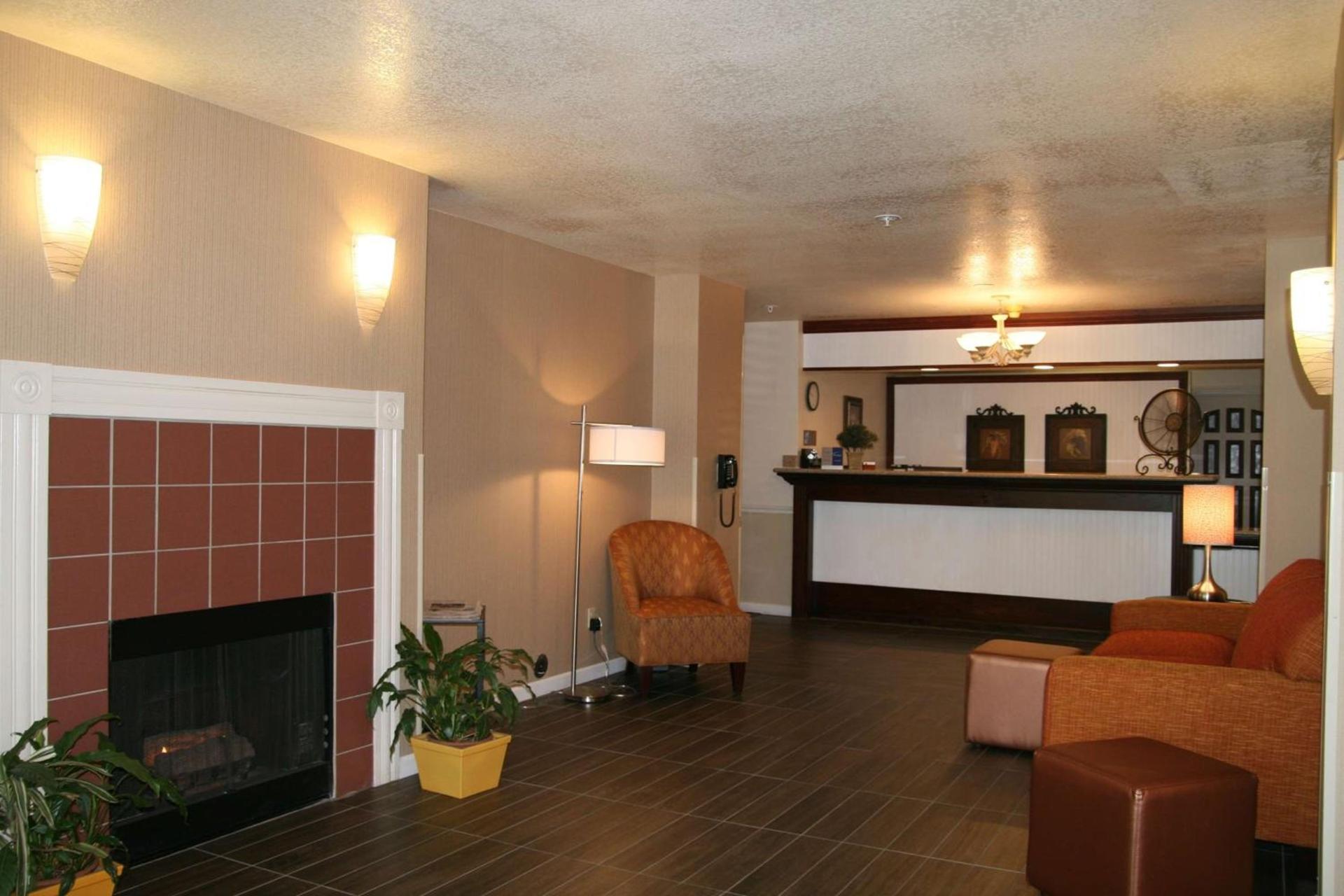 Best Western Luxury Inn photo 15