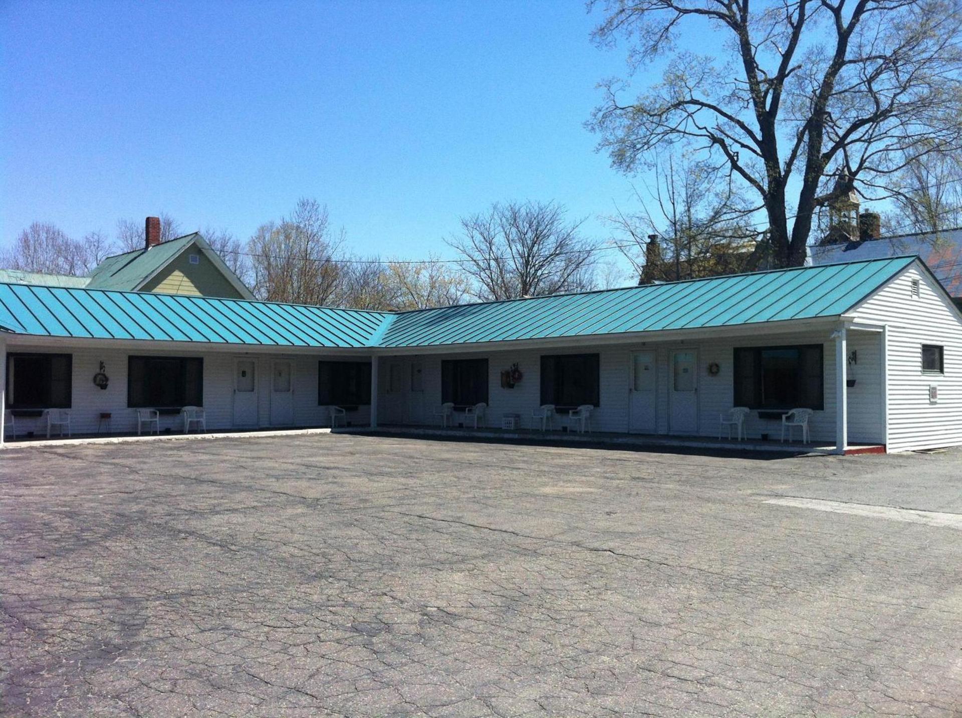 Wells River Motel photo 40