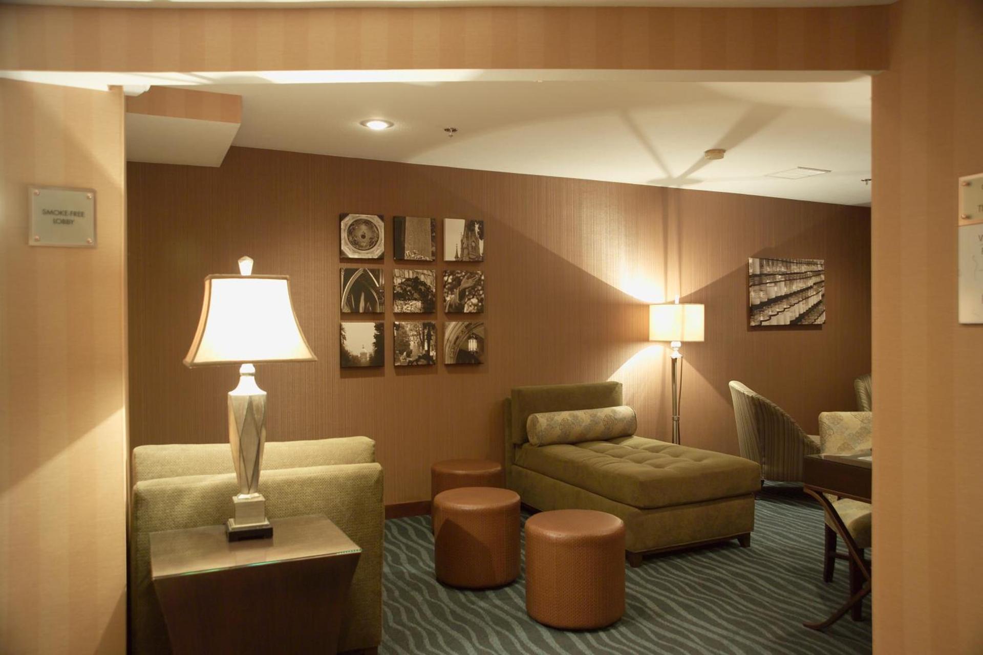 Ivy Court Inn and Suites photo 19